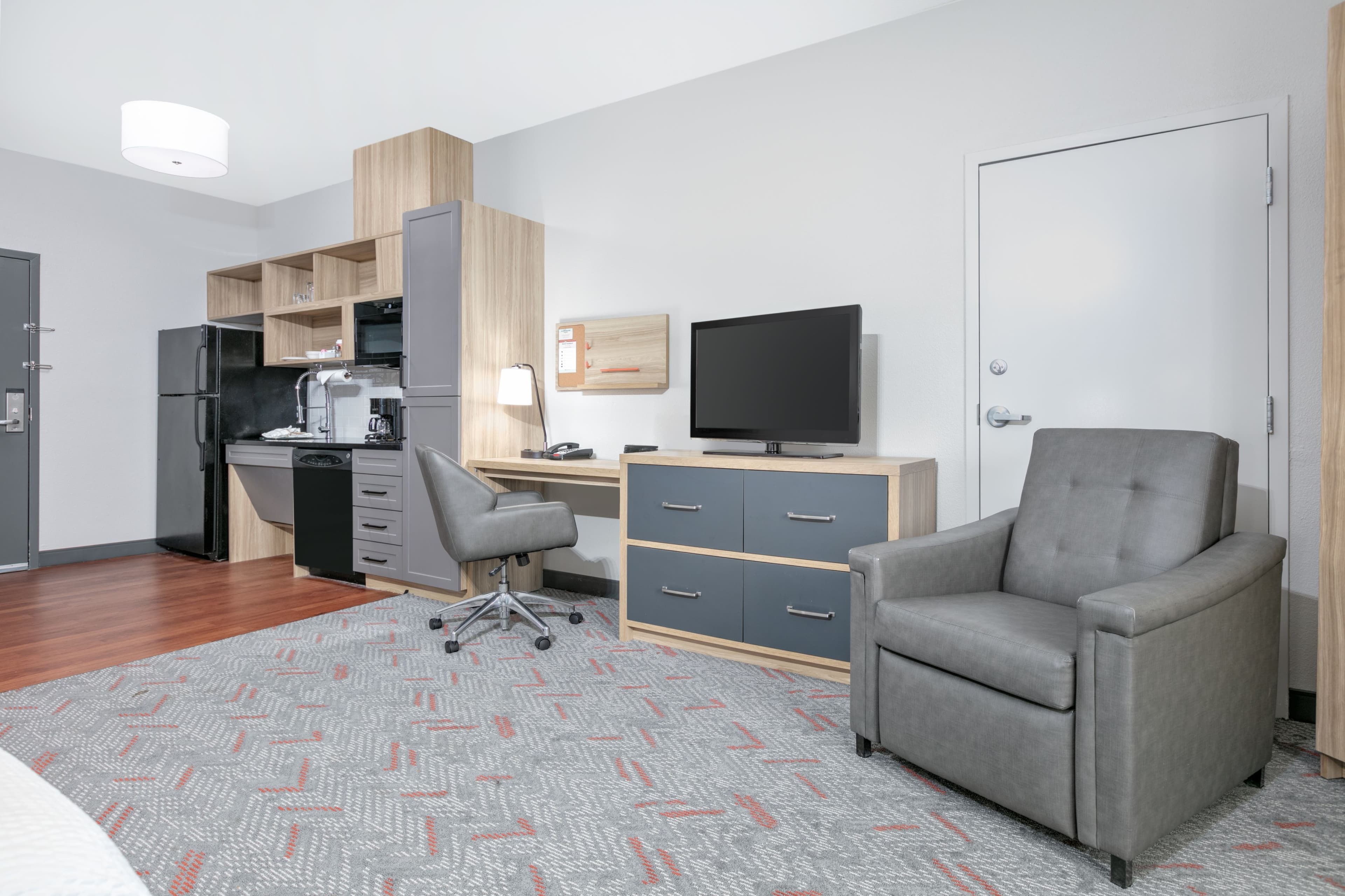 Candlewood Suites Houston I-10 East — 8
