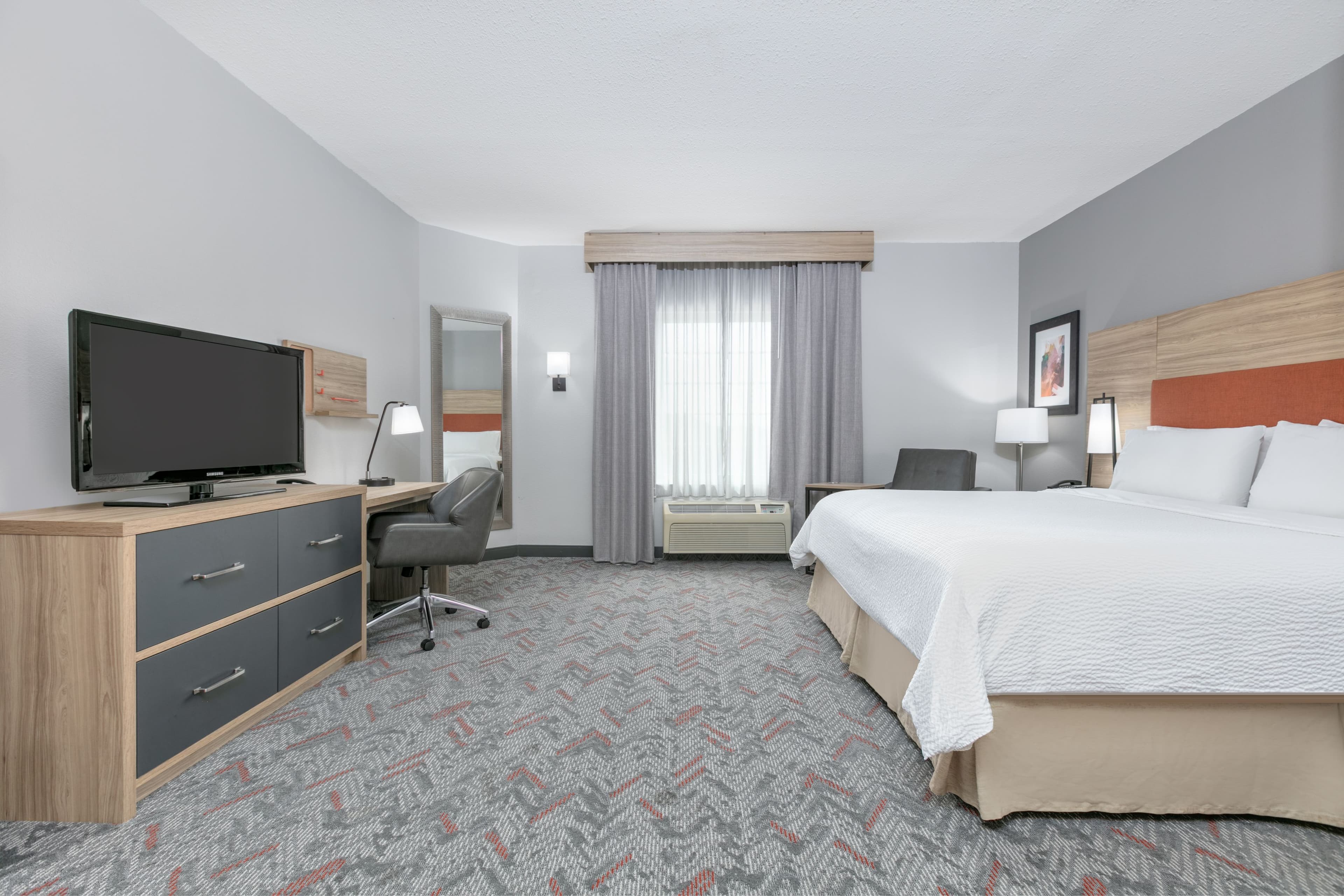 Candlewood Suites Houston I-10 East - Image 3