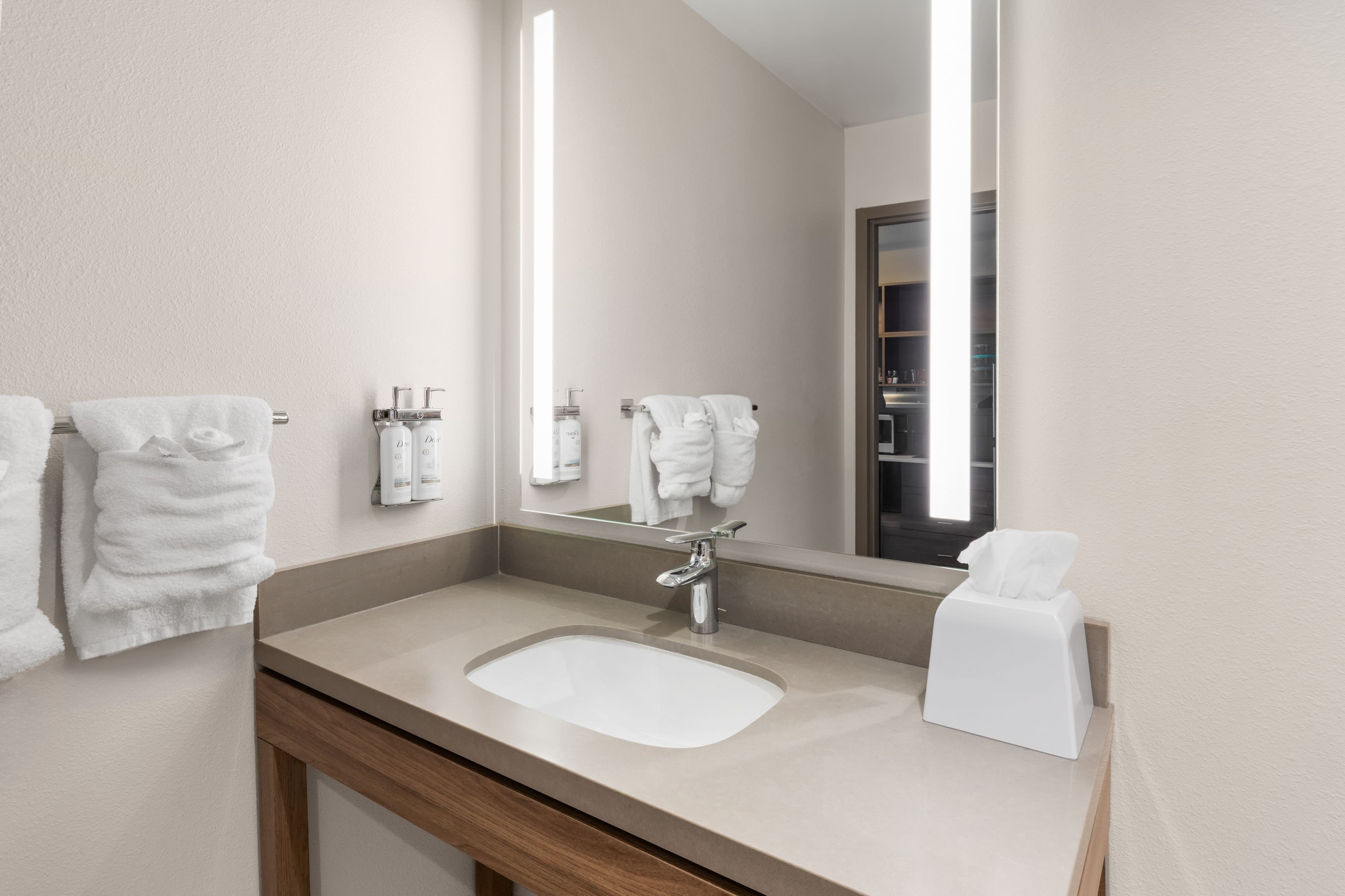 Candlewood Suites Huntsville - Research Park — 26