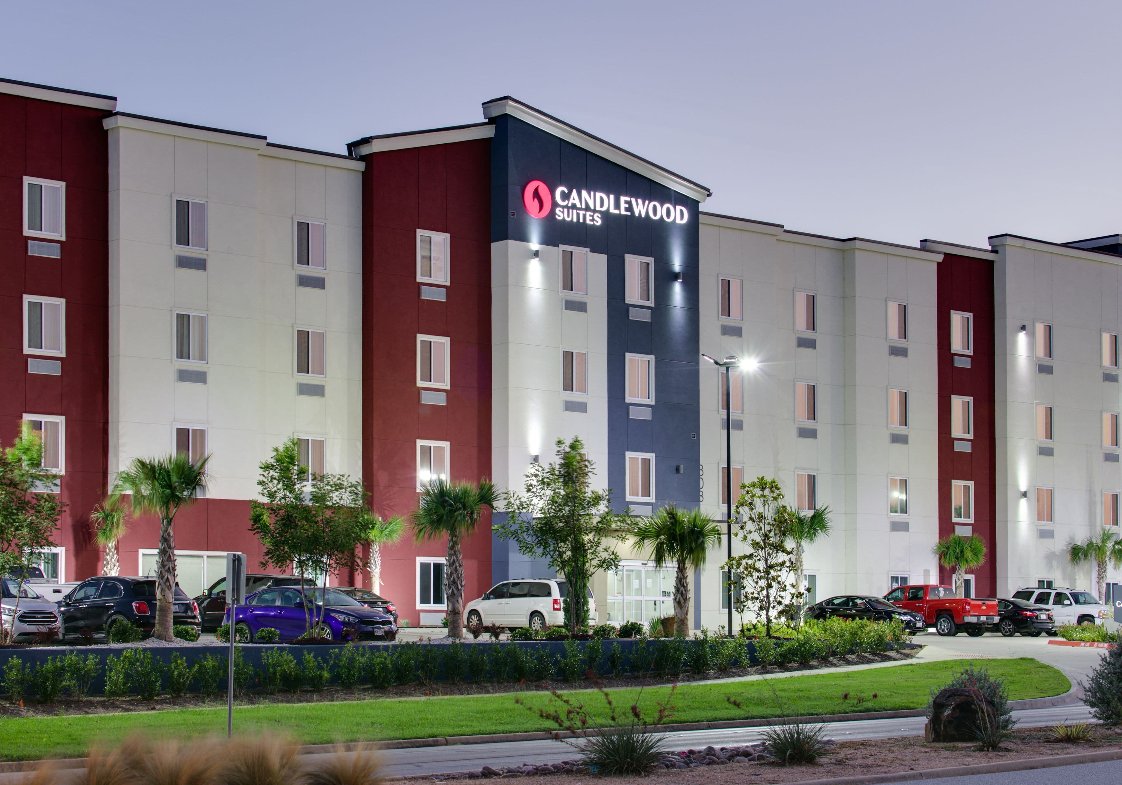 Candlewood Suites DFW West - Hurst - Image 1