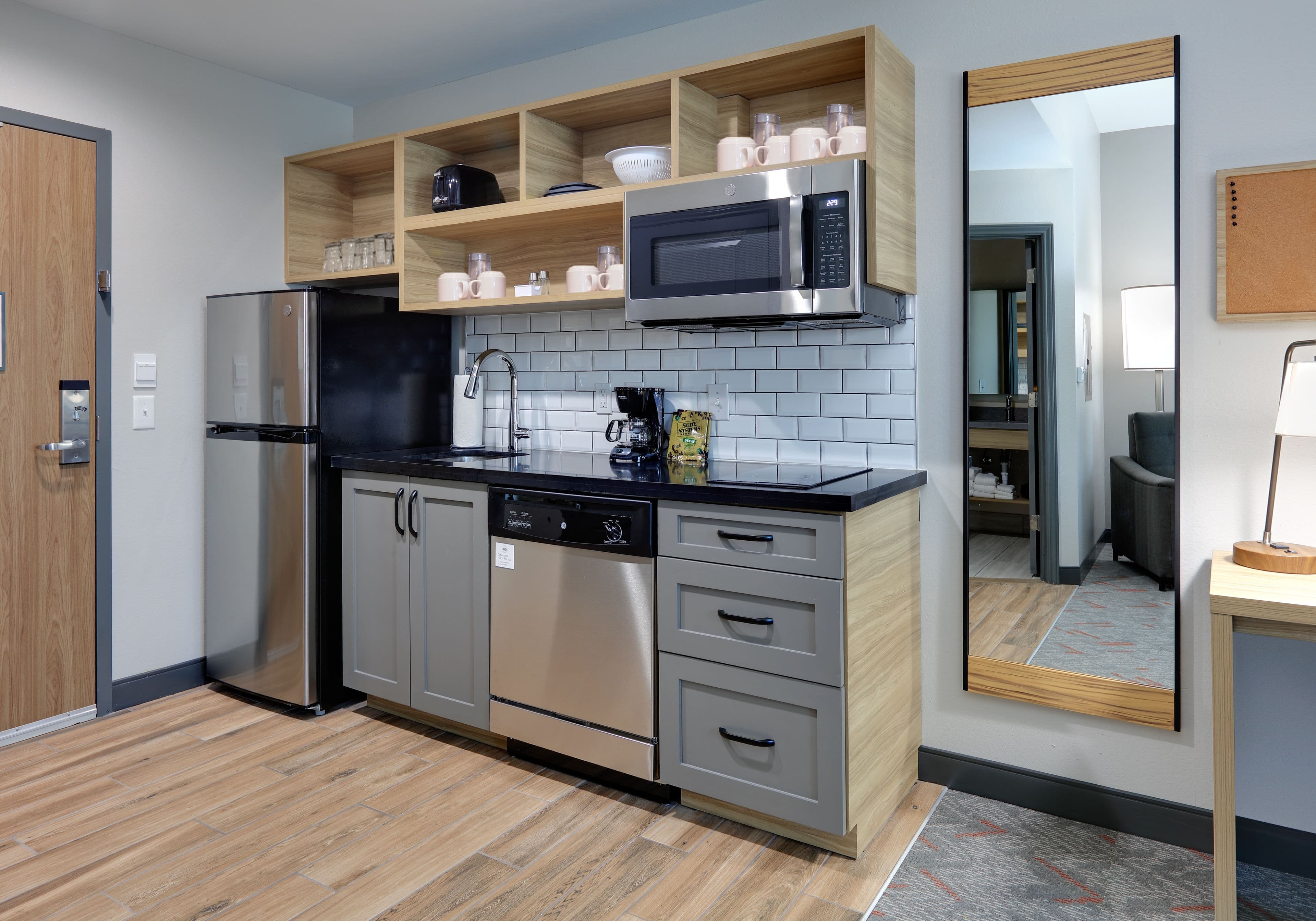 Candlewood Suites DFW West - Hurst — 9