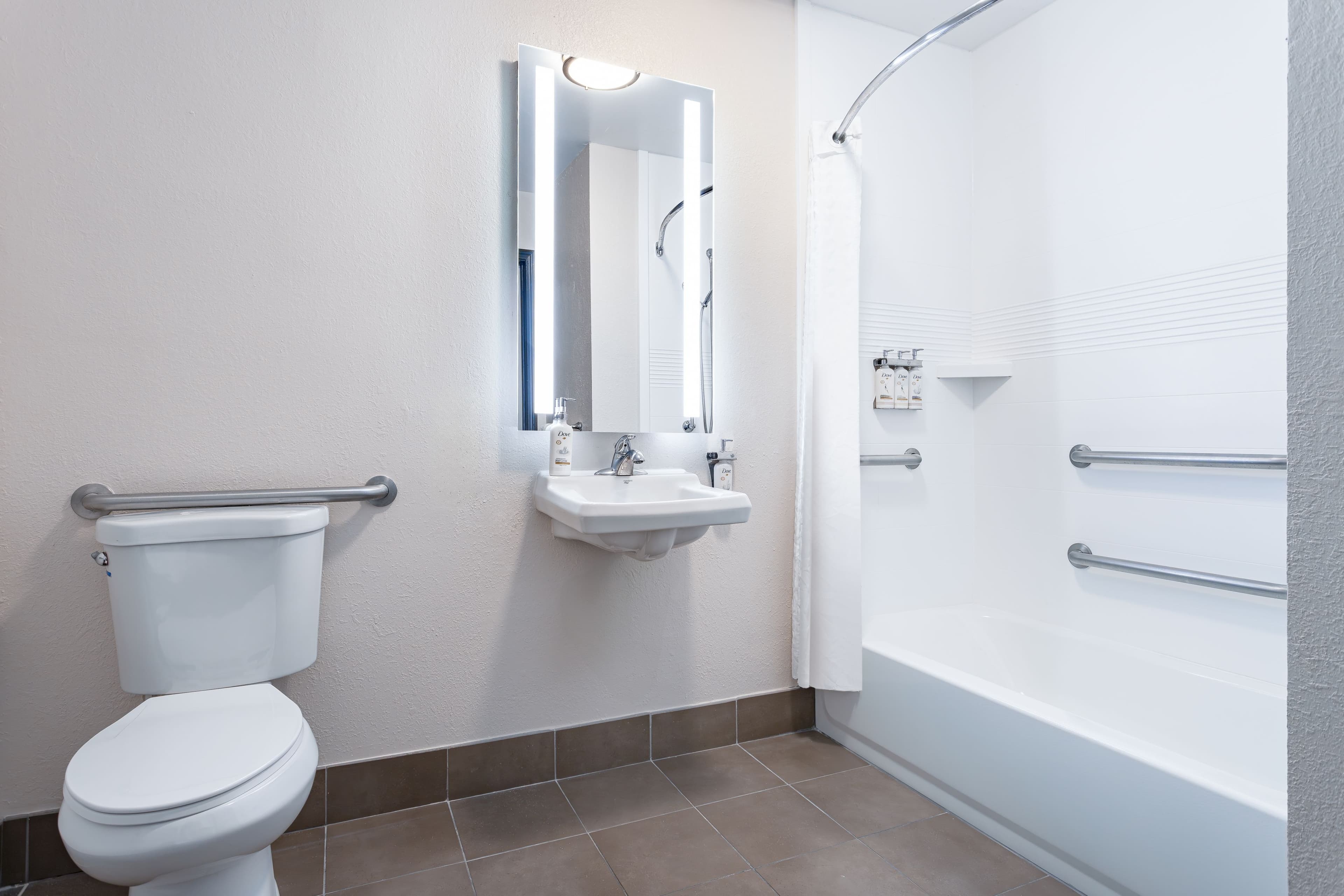 Candlewood Suites Indianapolis — 7
