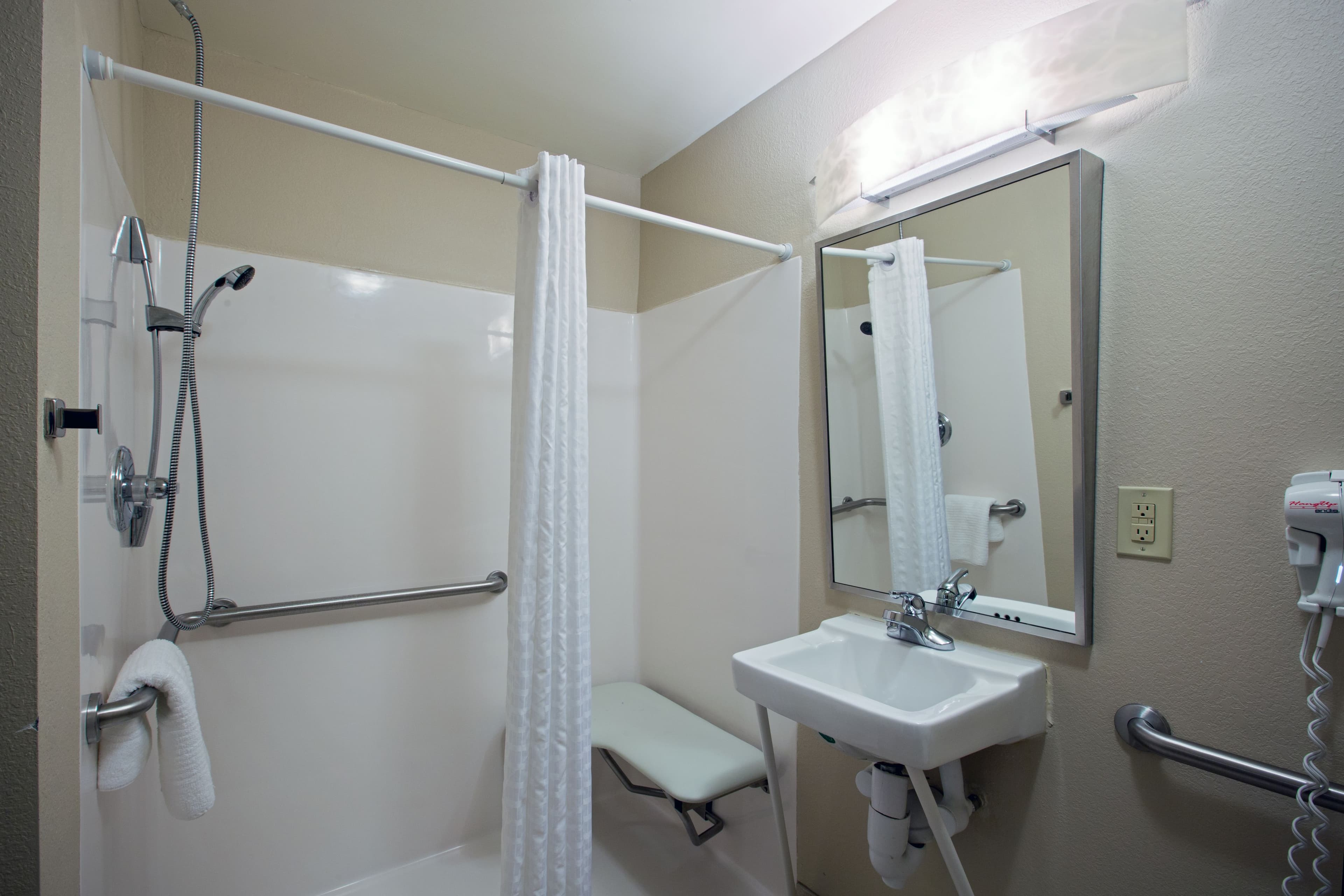 Candlewood Suites Indianapolis Northwest — 10