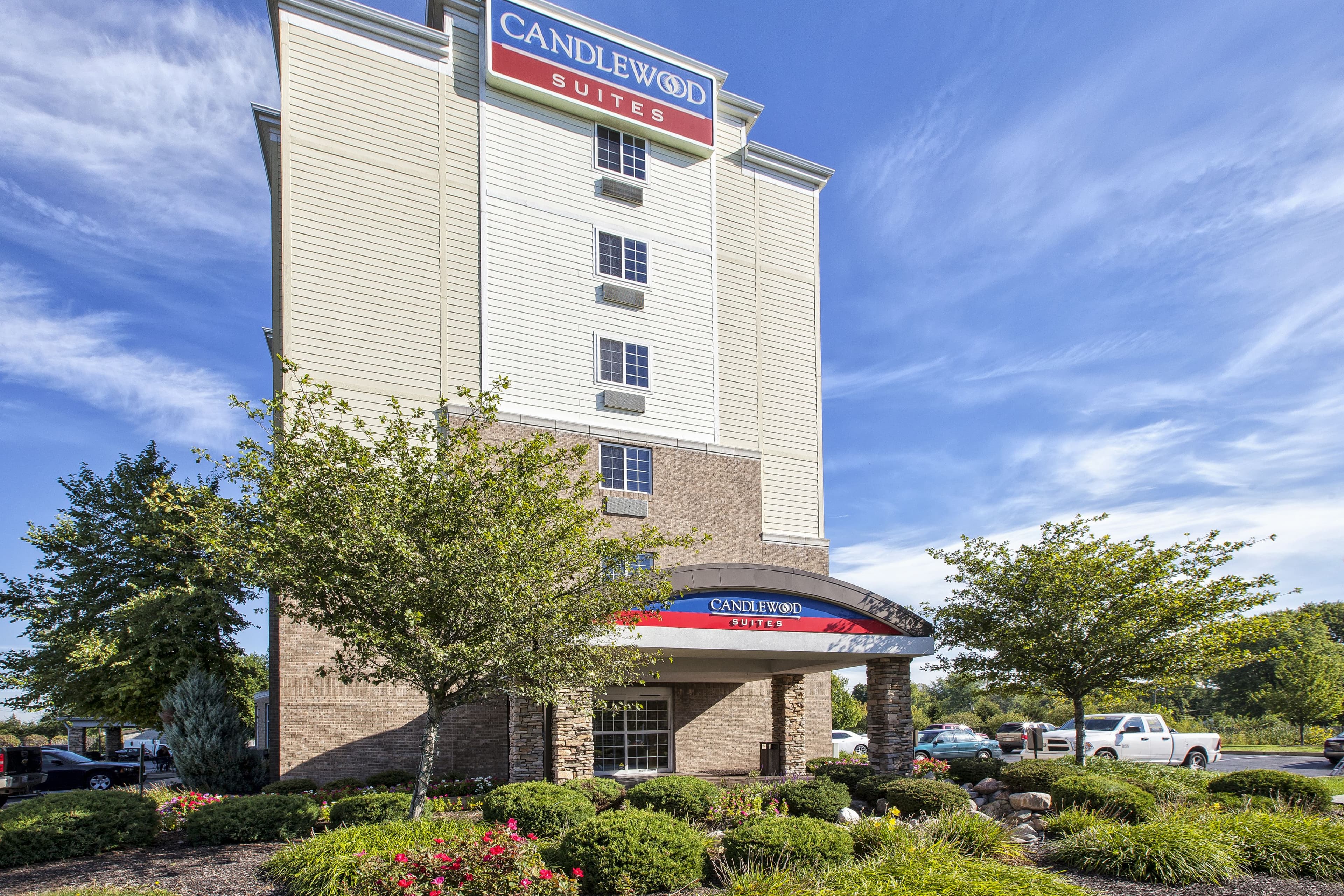 Candlewood Suites Indianapolis Airport - Image 1