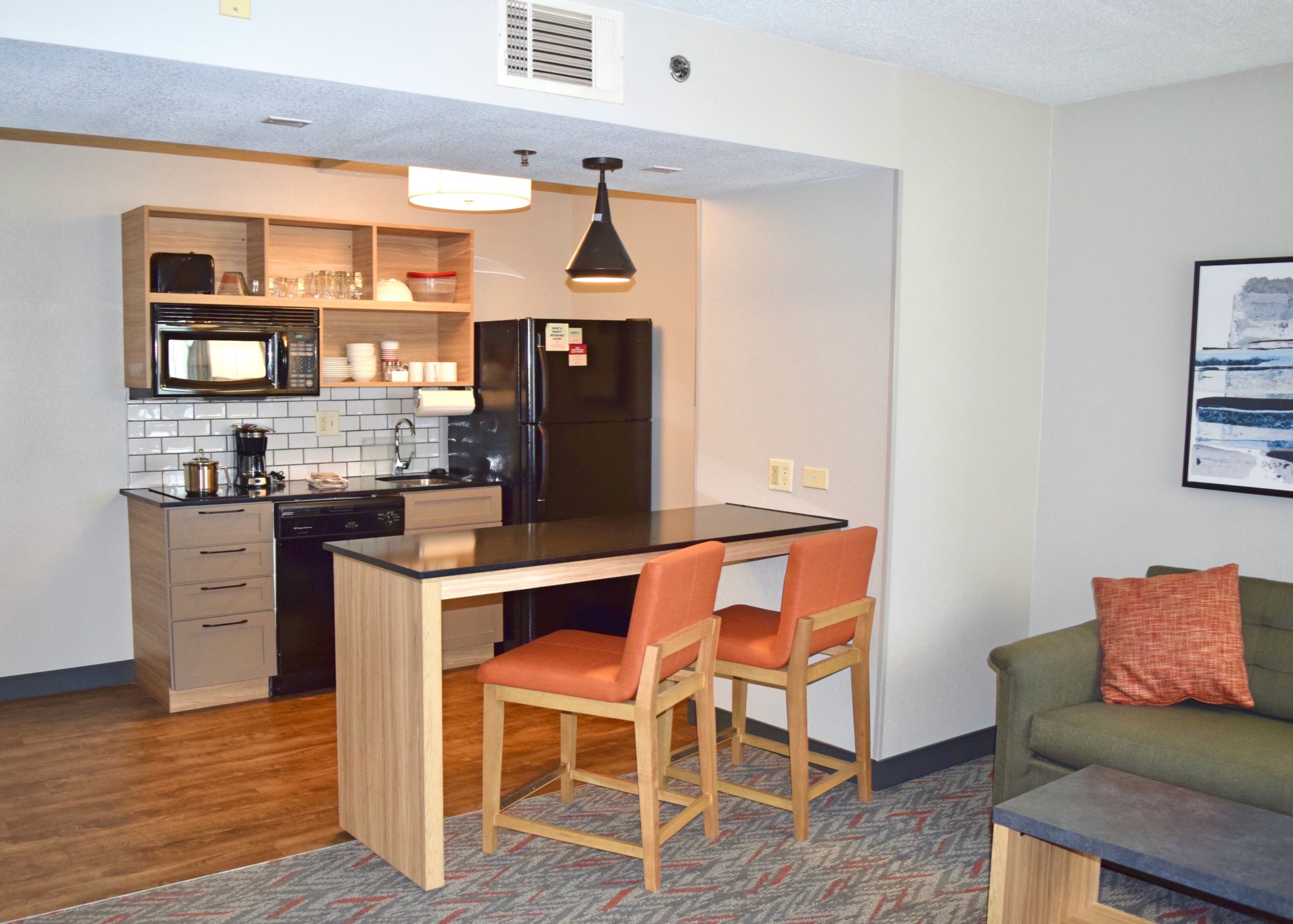 Candlewood Suites Indianapolis Dwtn Medical Dist - Image 4