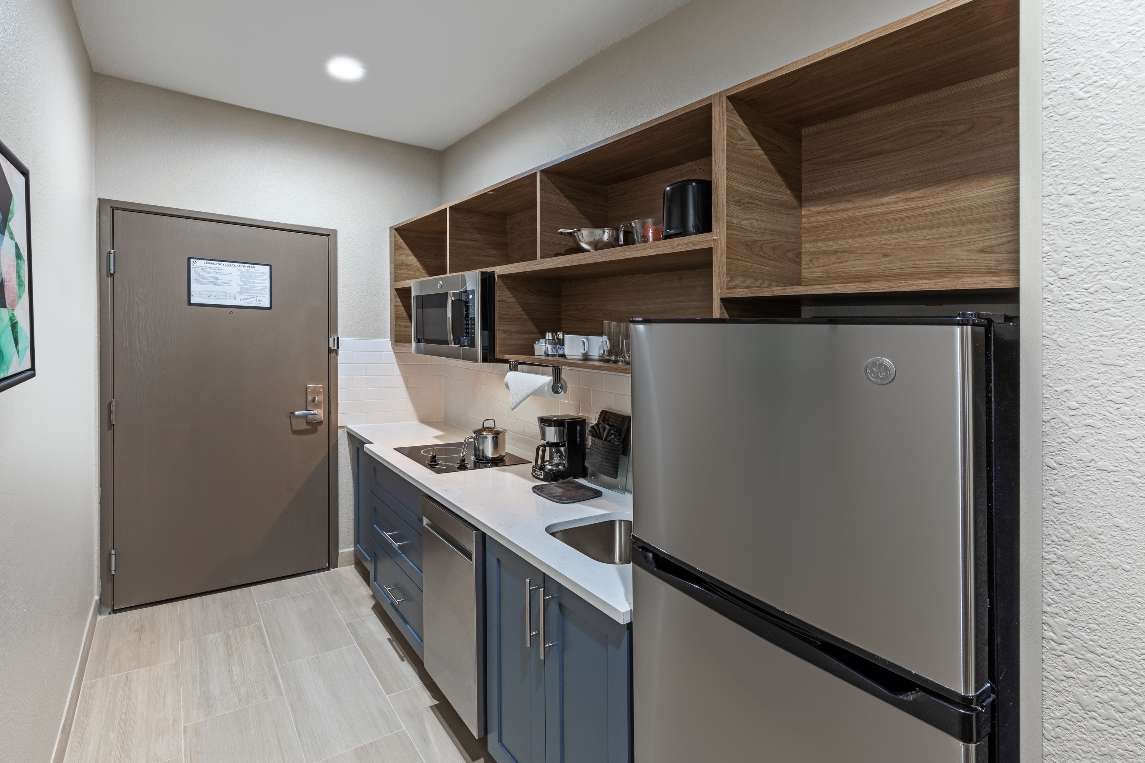 Candlewood Suites DFW Airport North – Irving — 24