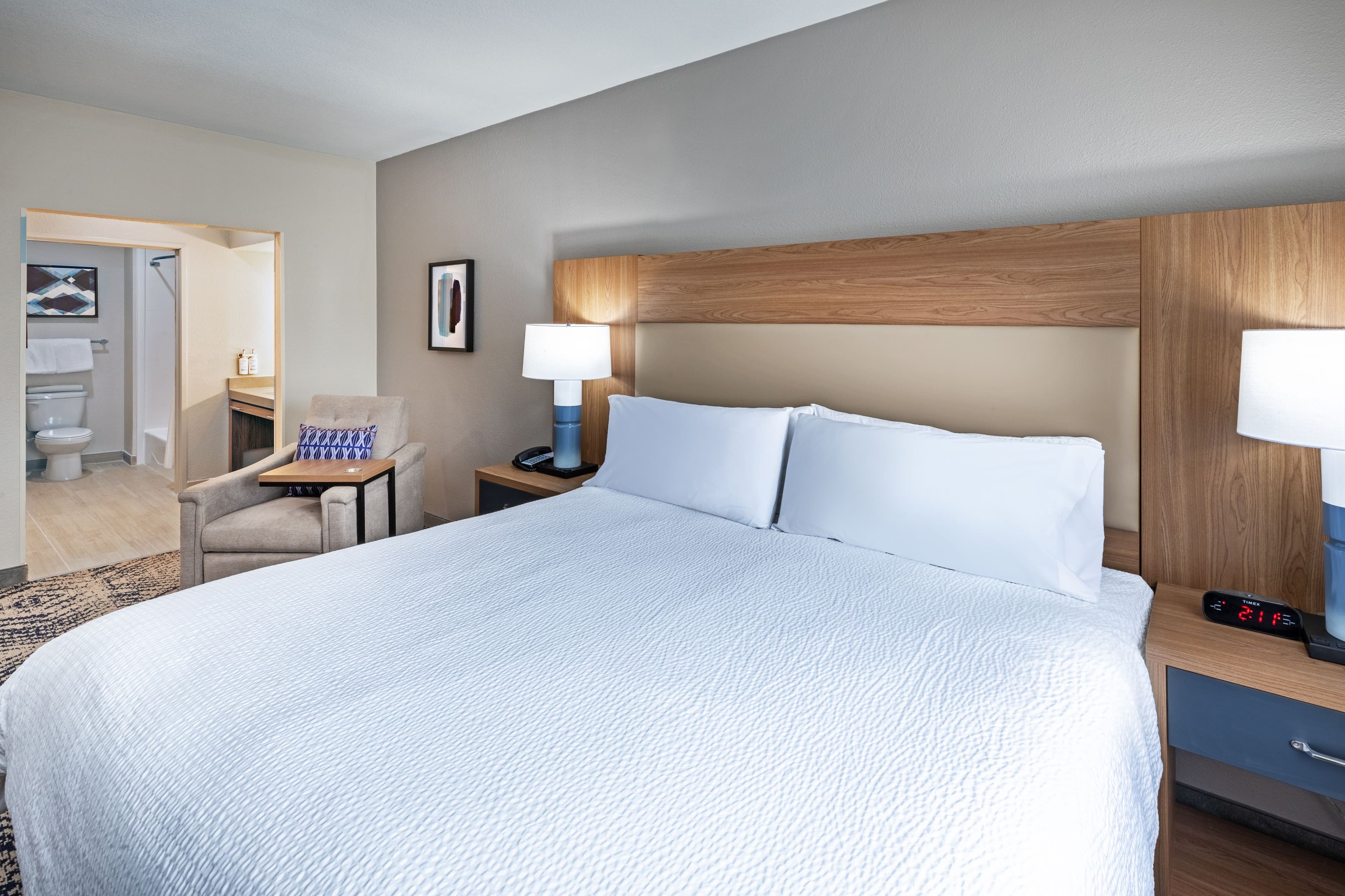Candlewood Suites DFW Airport North – Irving — 50