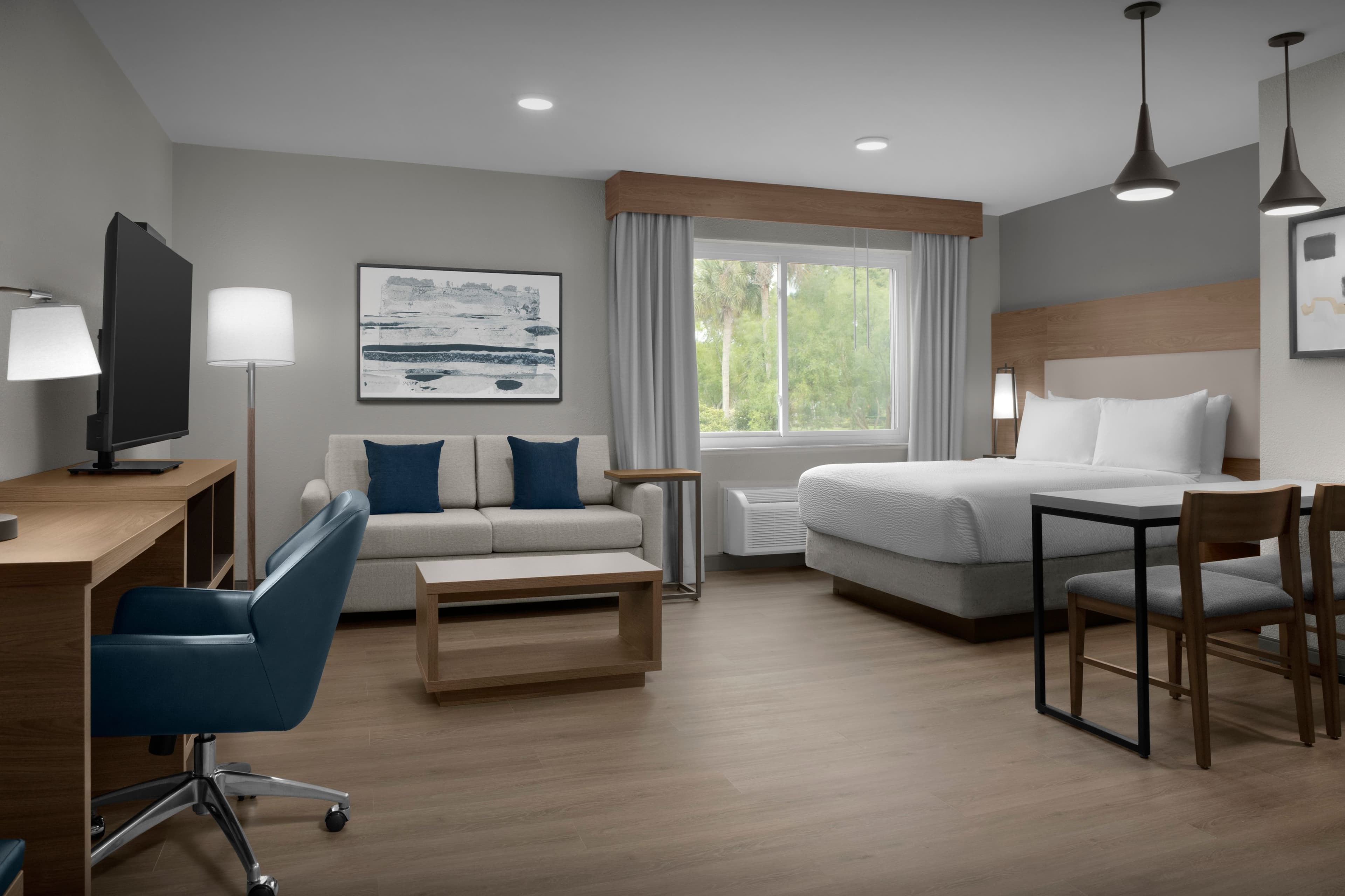 Candlewood Suites Jacksonville - Southpoint — 11