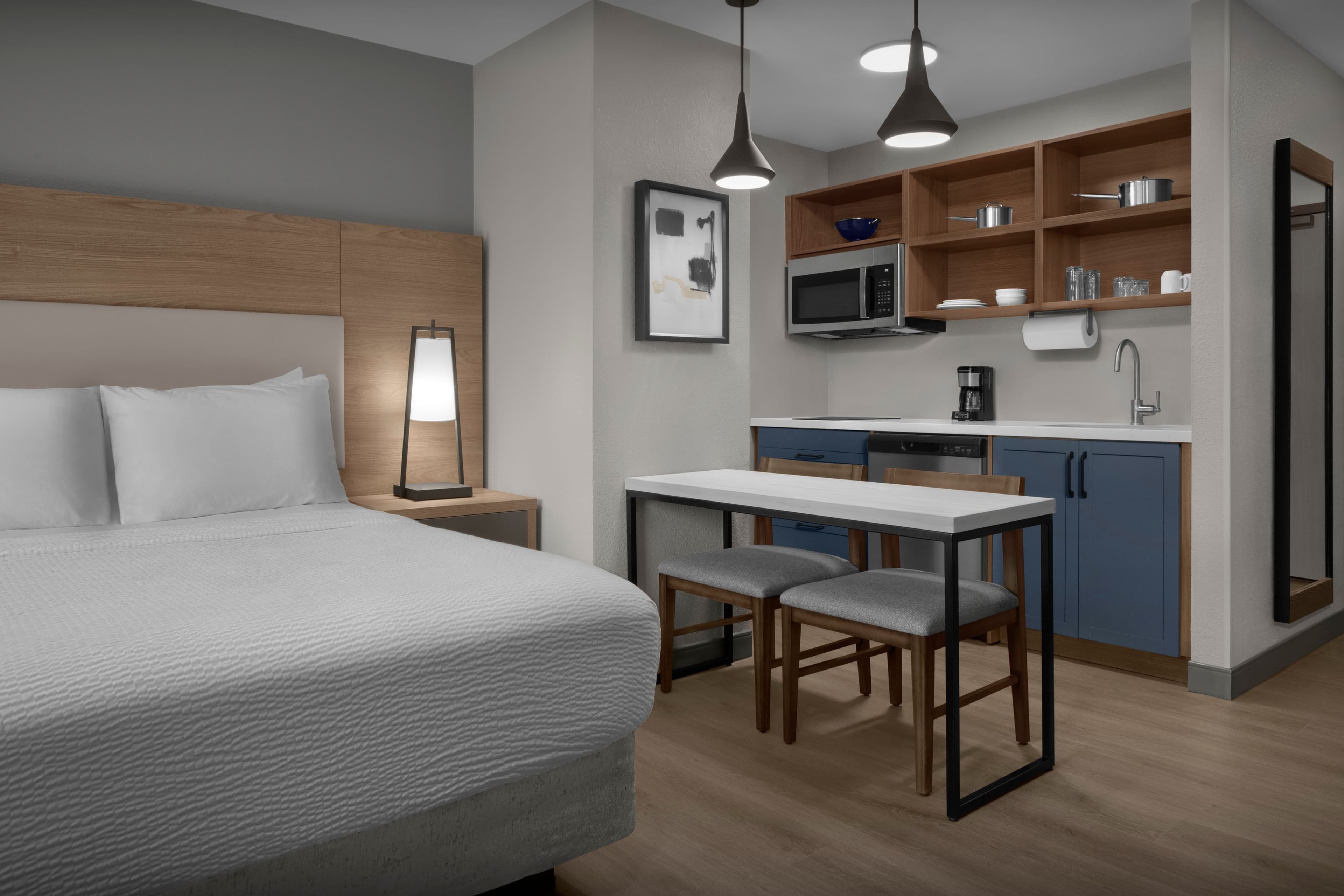 Standard Room - Image 7