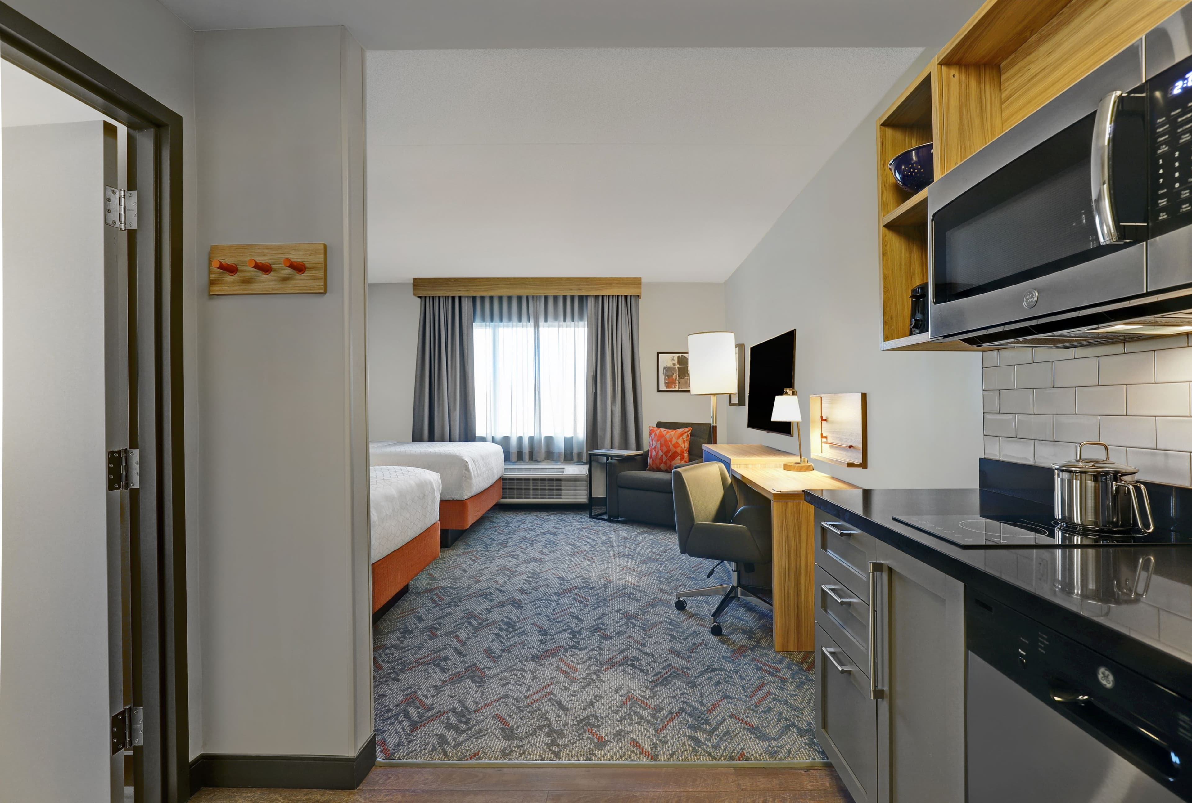 Candlewood Suites Kingston West — 14