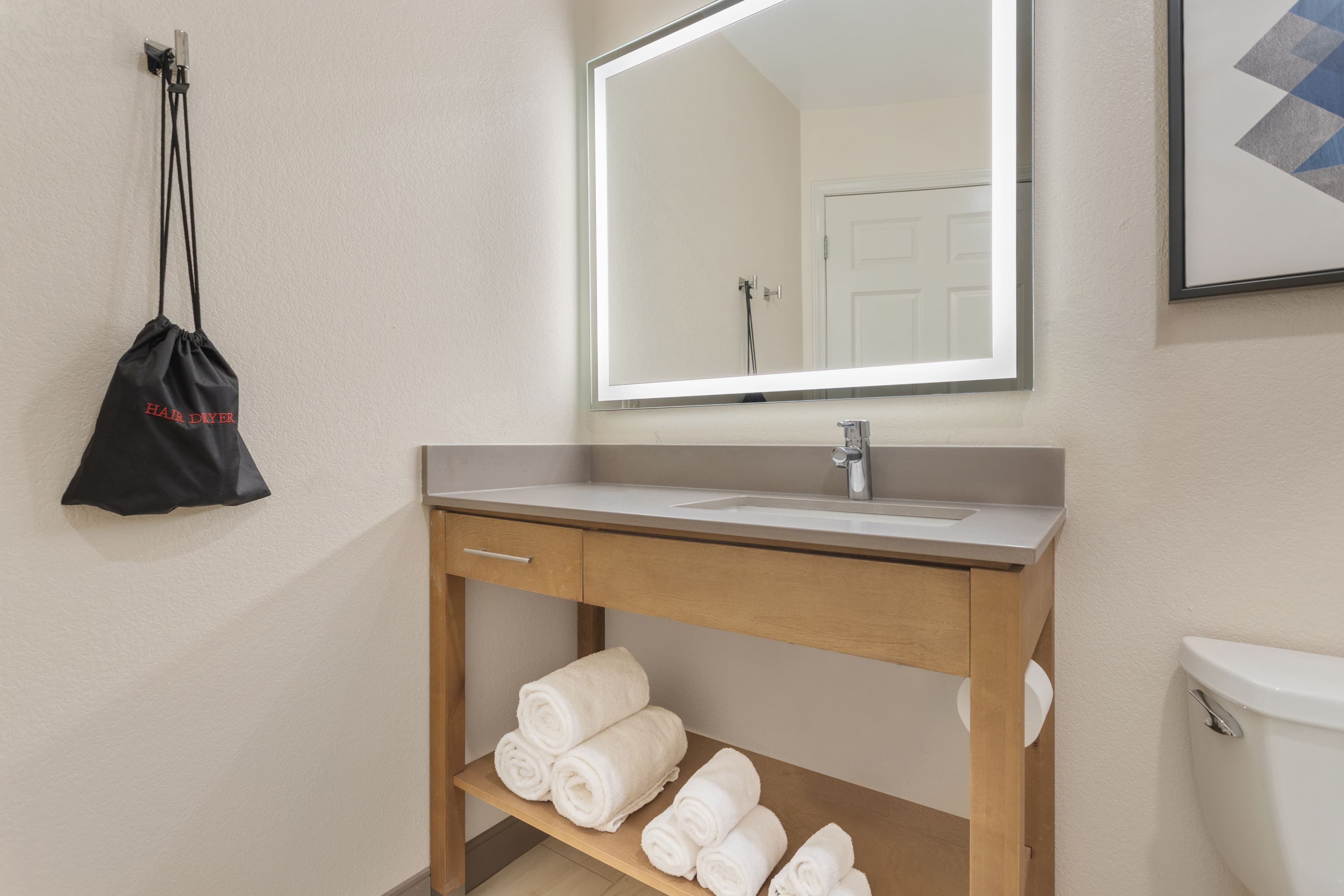 Candlewood Suites La Crosse — 6