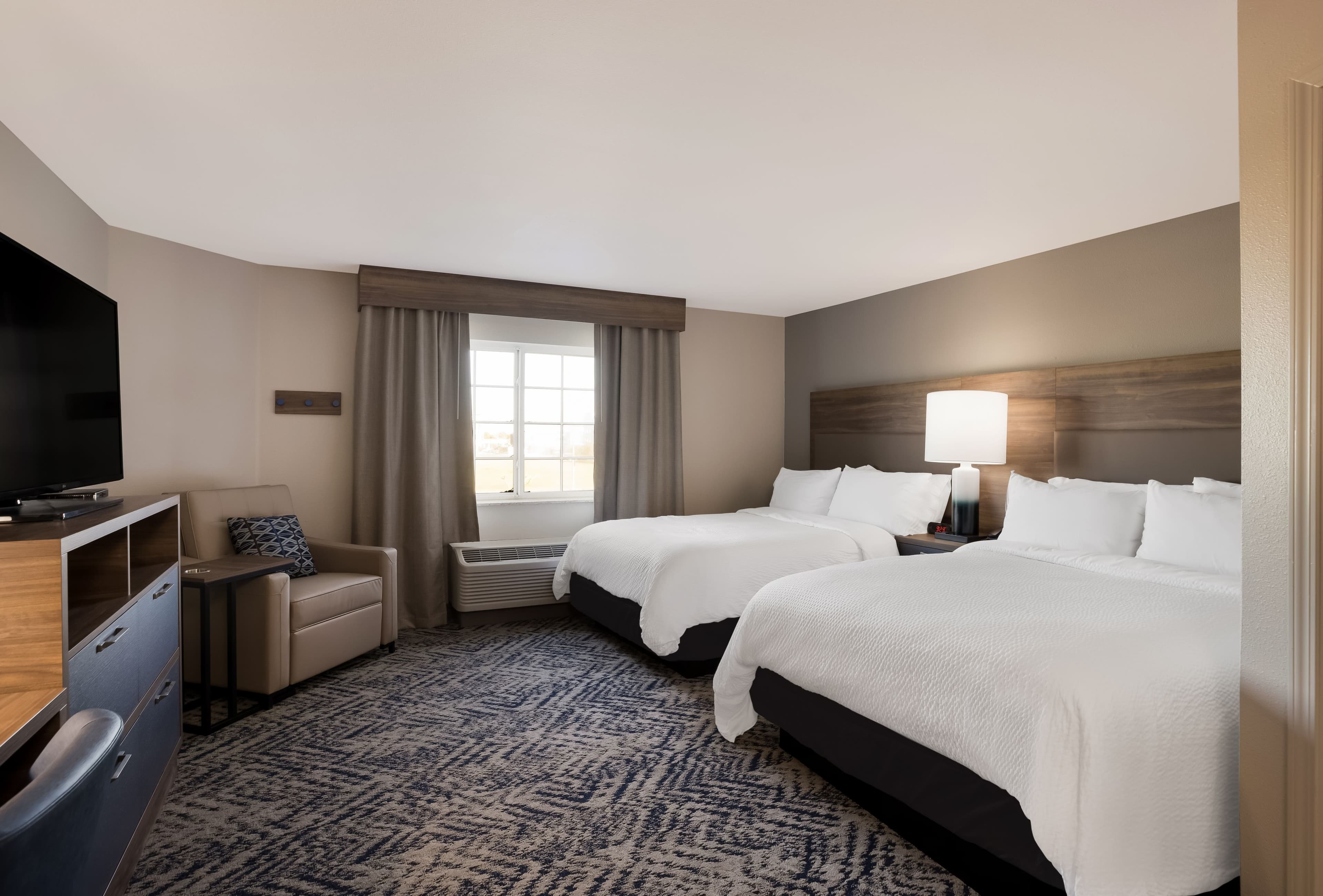 Candlewood Suites Lafayette - River Ranch — 3