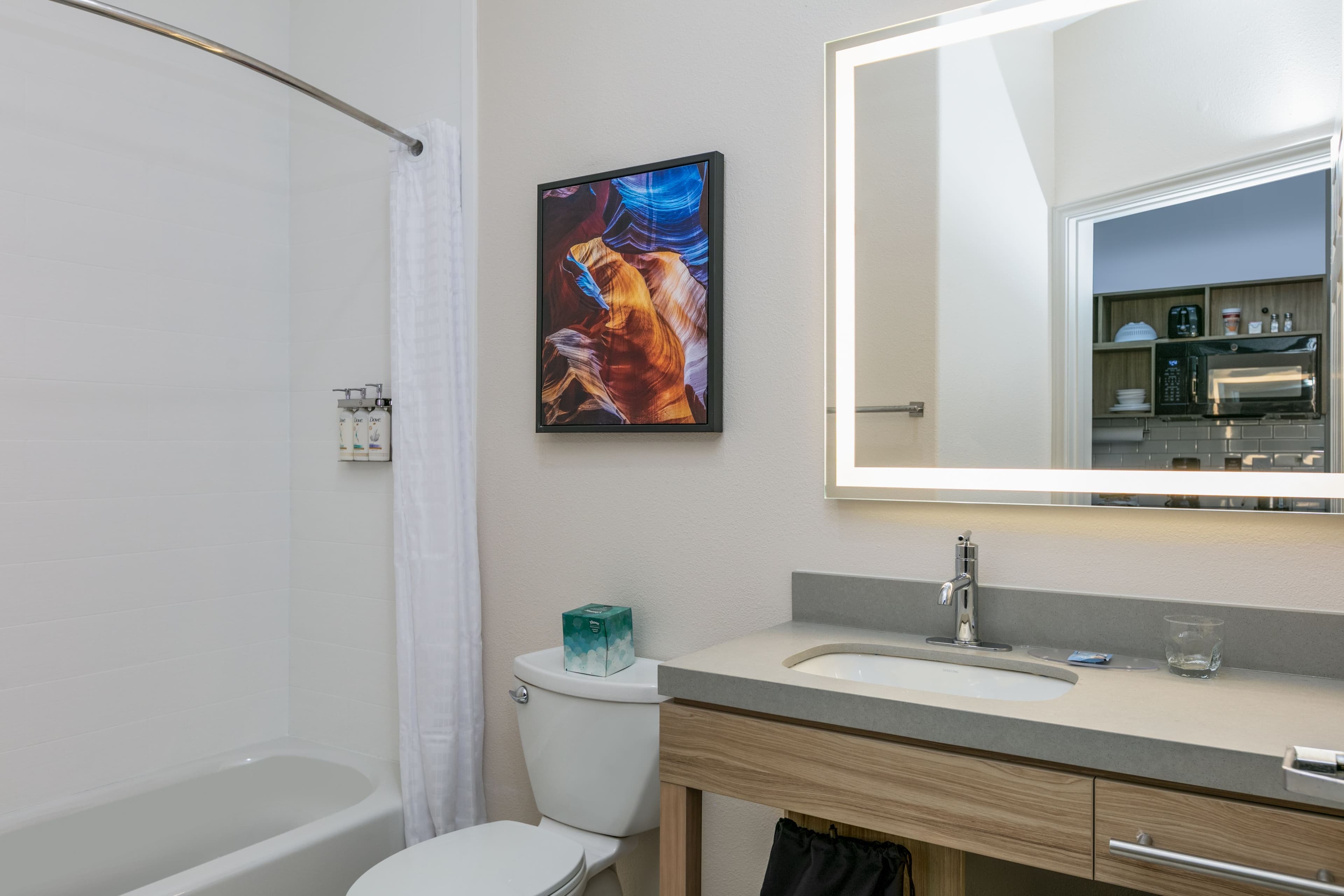 Studio Suite - Image 5