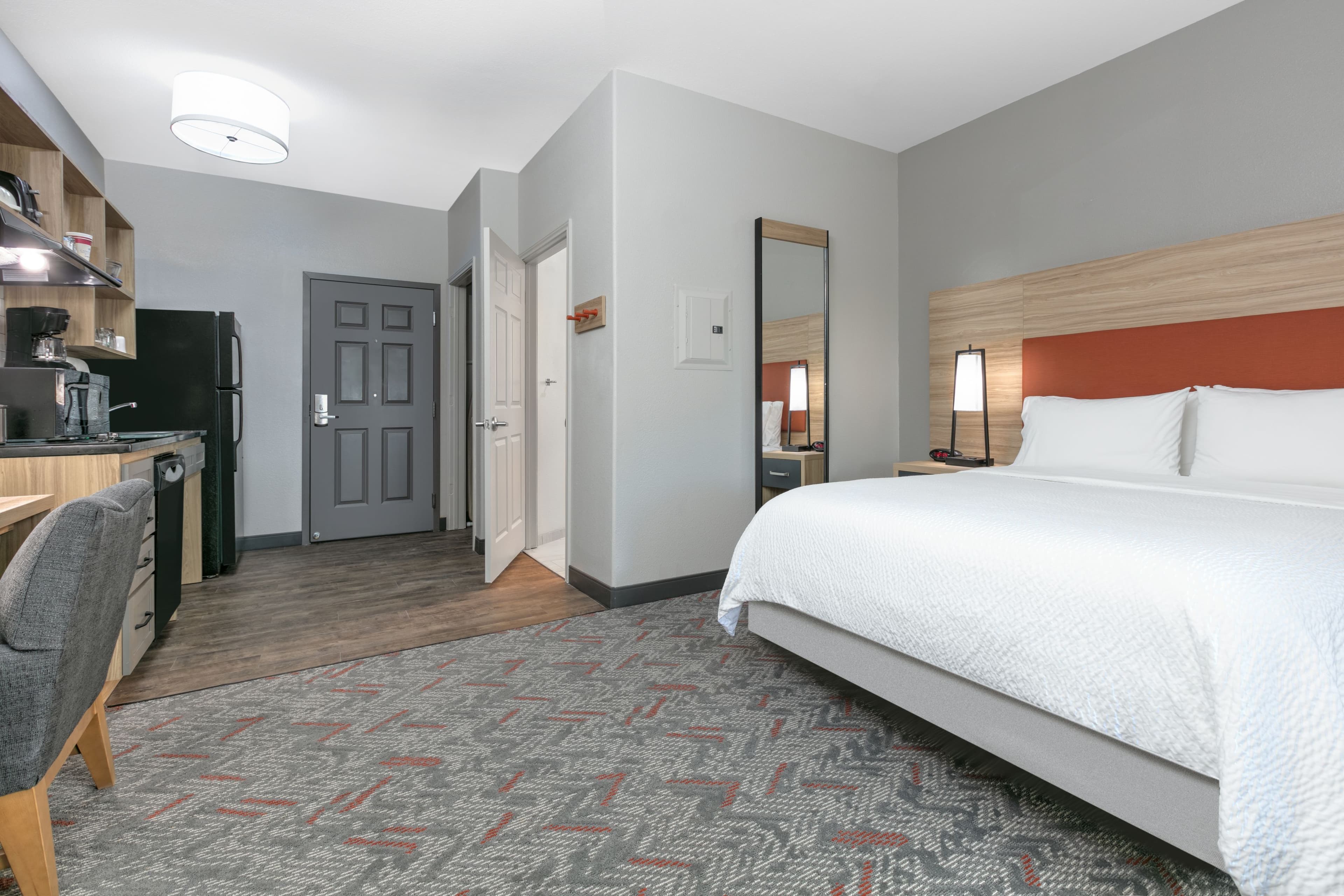 Candlewood Suites Lake Jackson-Clute — 14