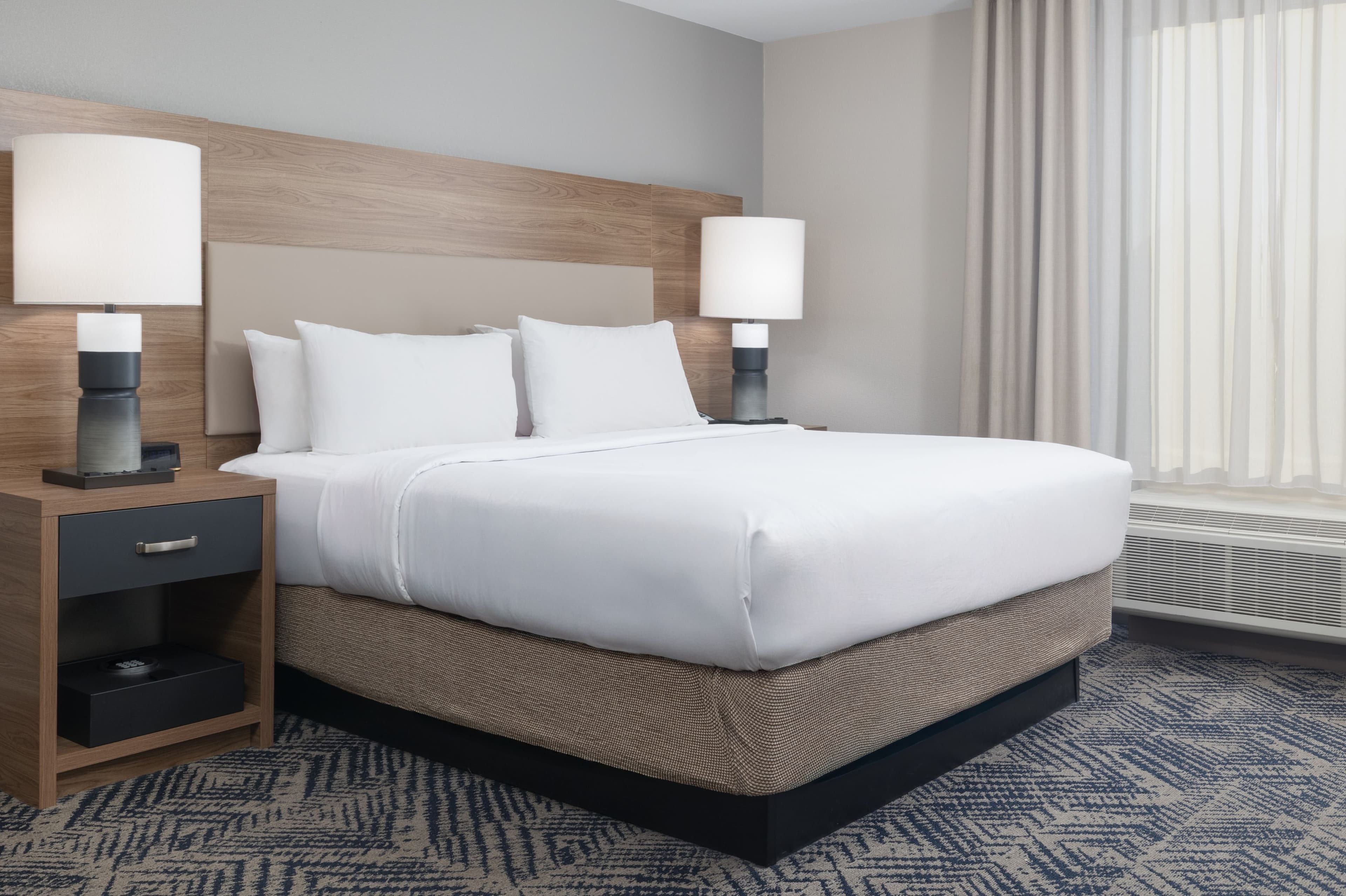 Candlewood Suites Las Vegas - E Tropicana — 8