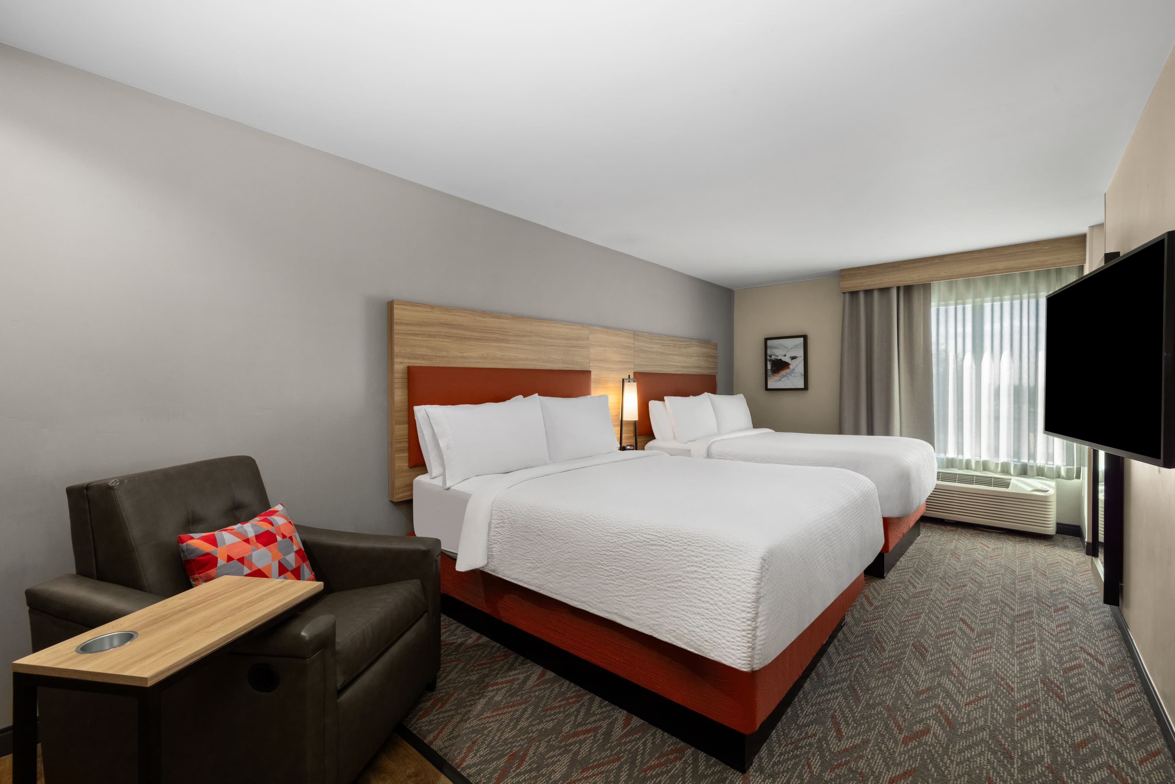 2 Queen Studio Suite - Image 1