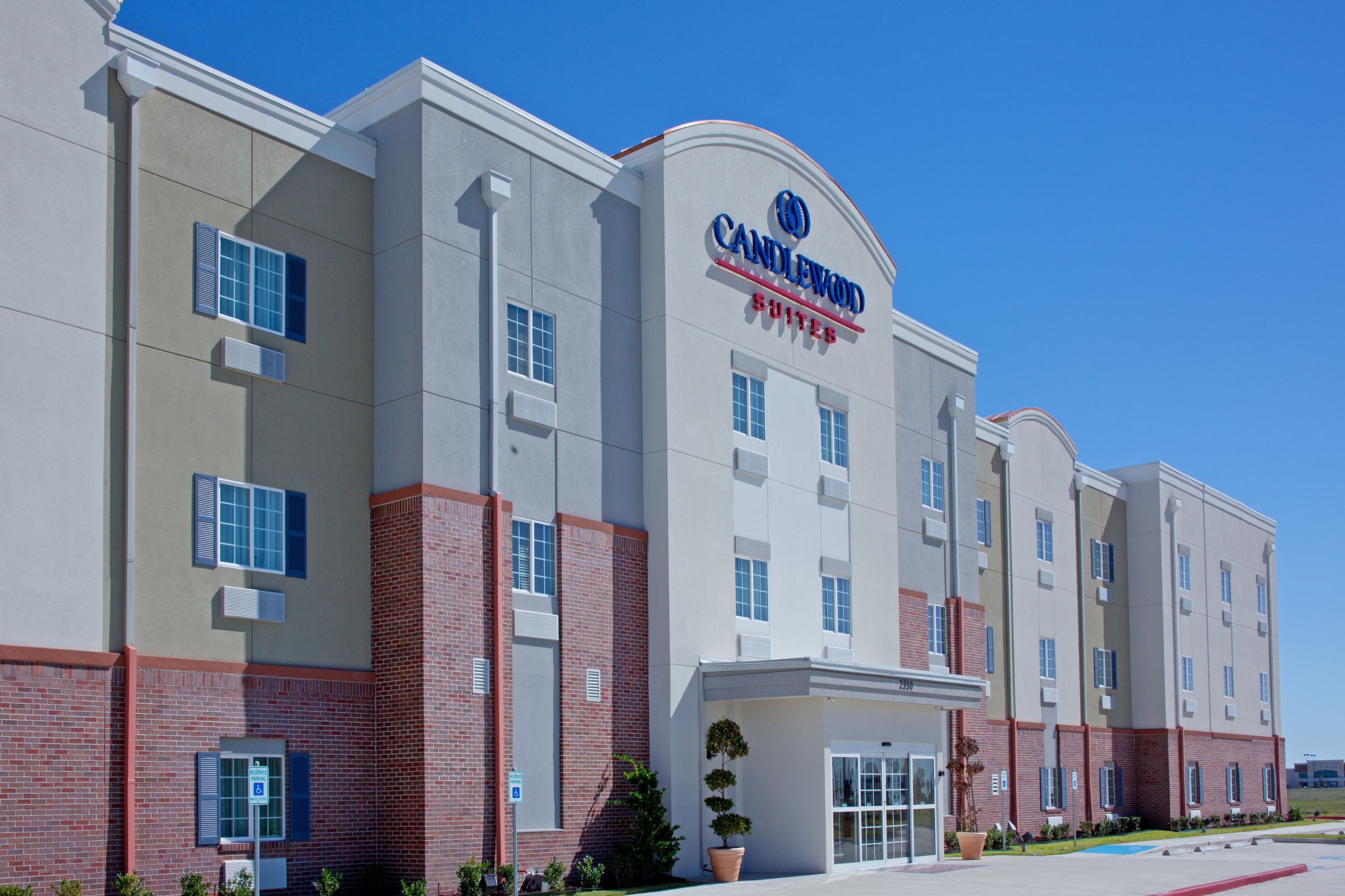 Candlewood Suites League City - Image 1