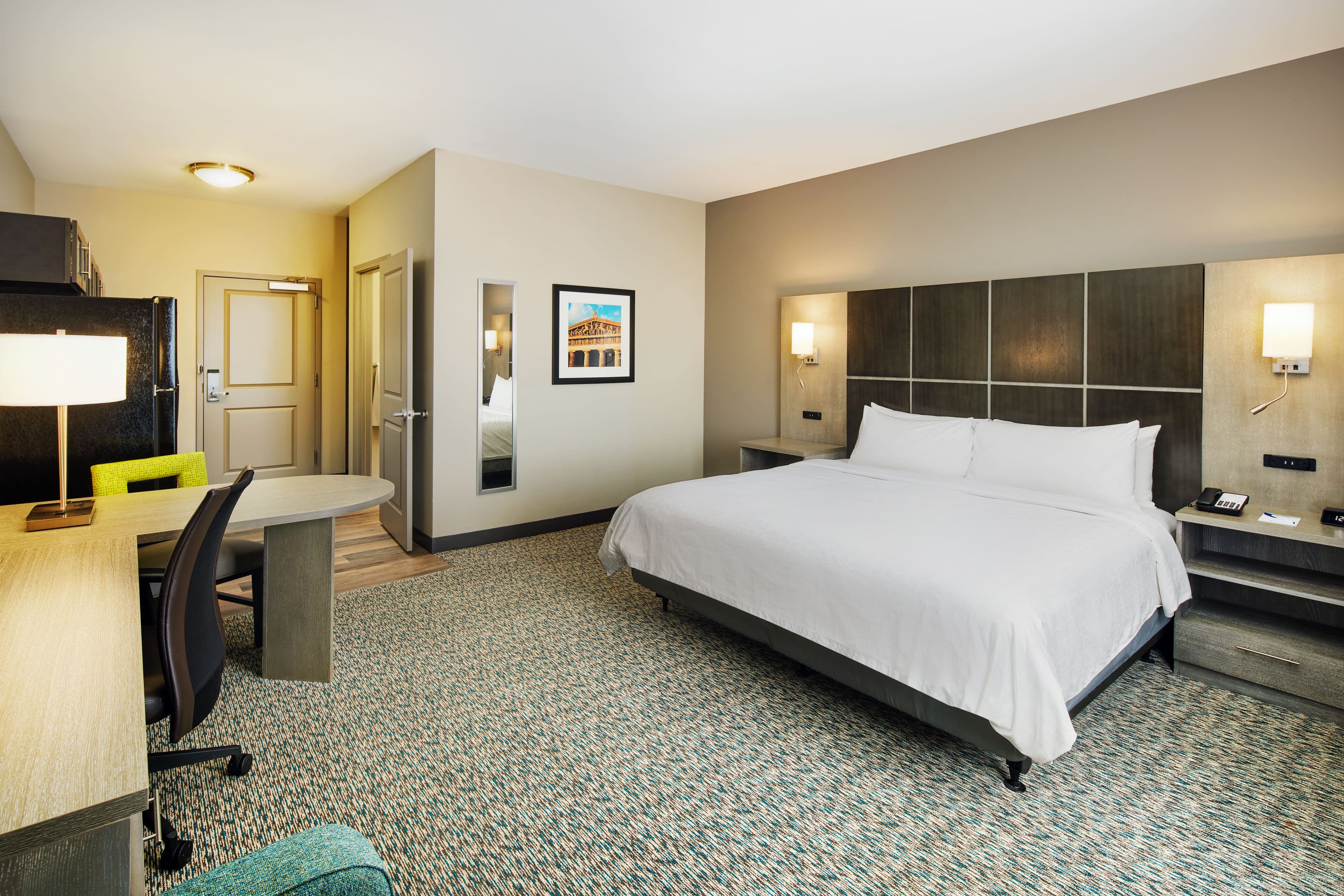 Candlewood Suites Lebanon - Image 3