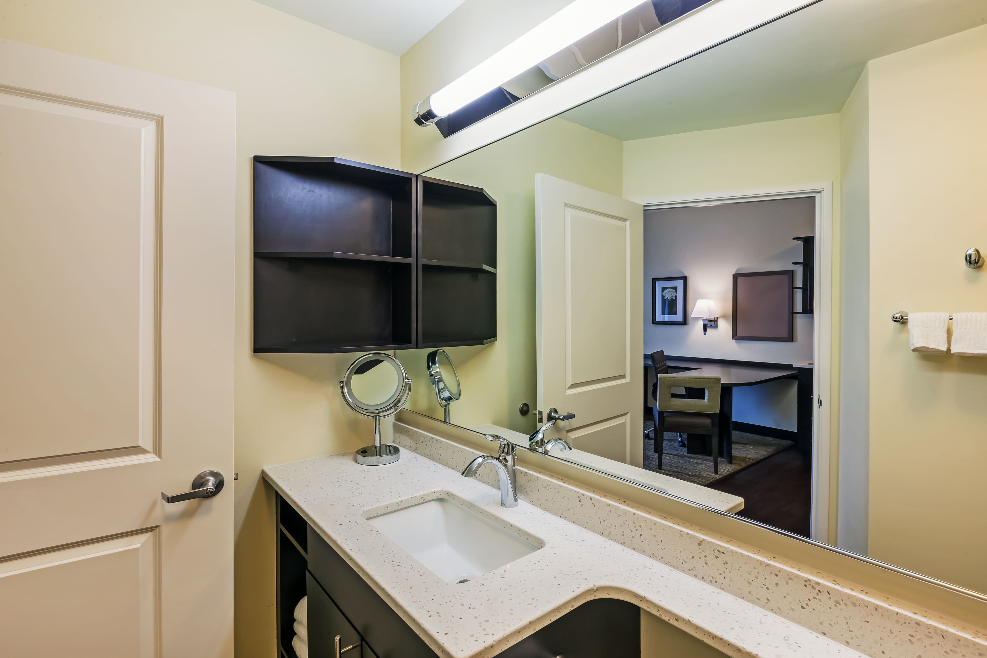 Candlewood Suites Lenexa - Overland Park Area — 6