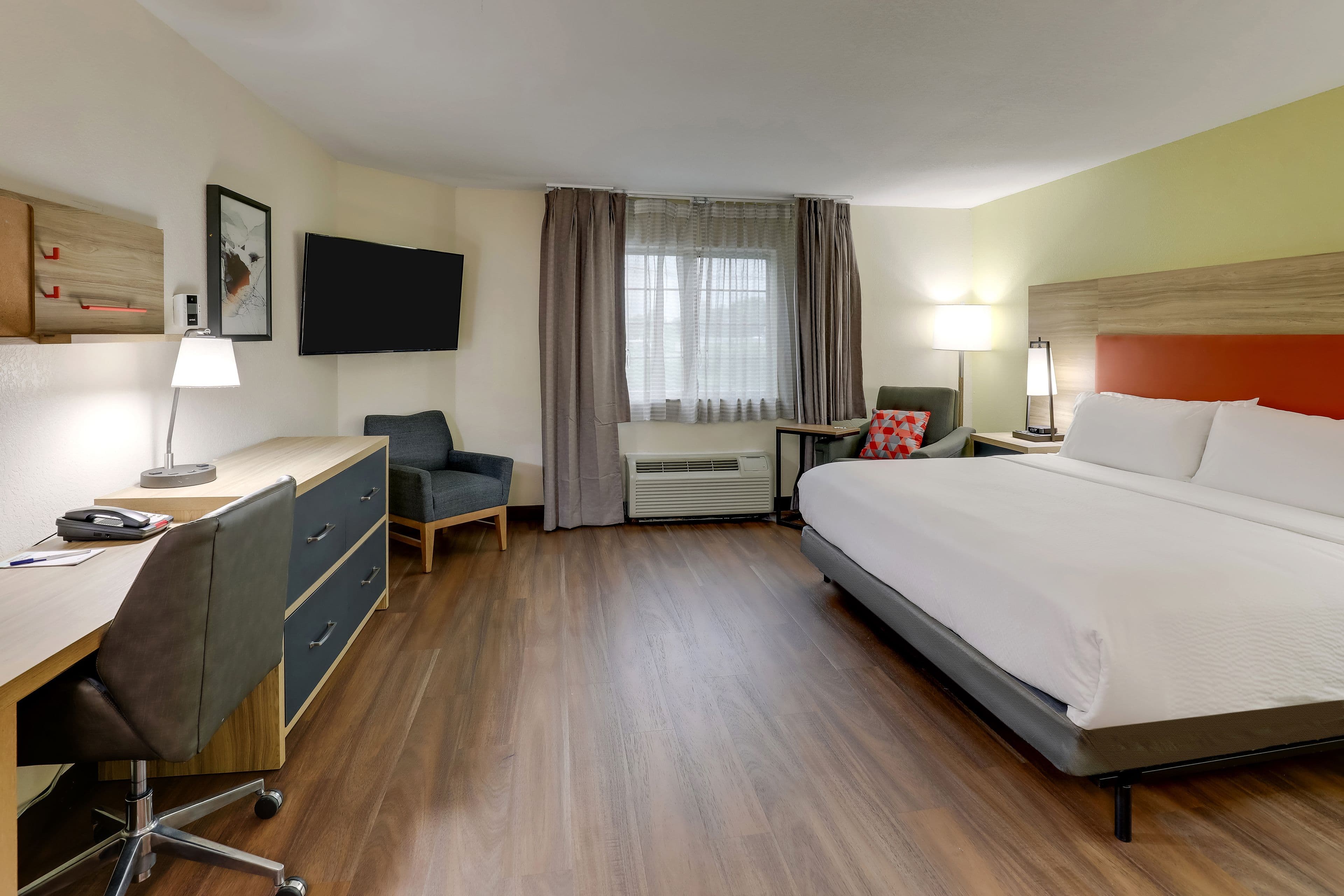 Candlewood Suites Lexington — 11