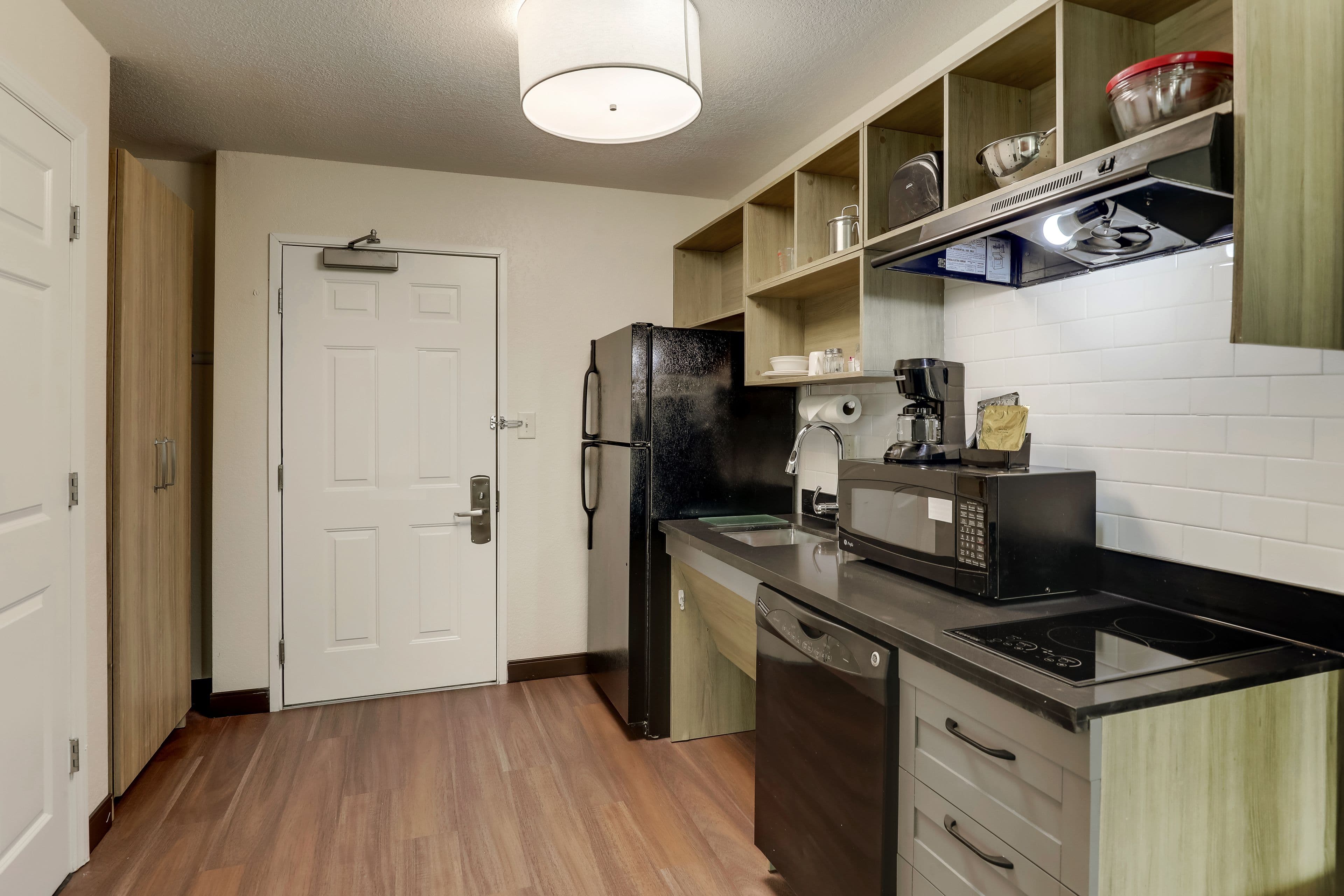 Candlewood Suites Lexington — 10