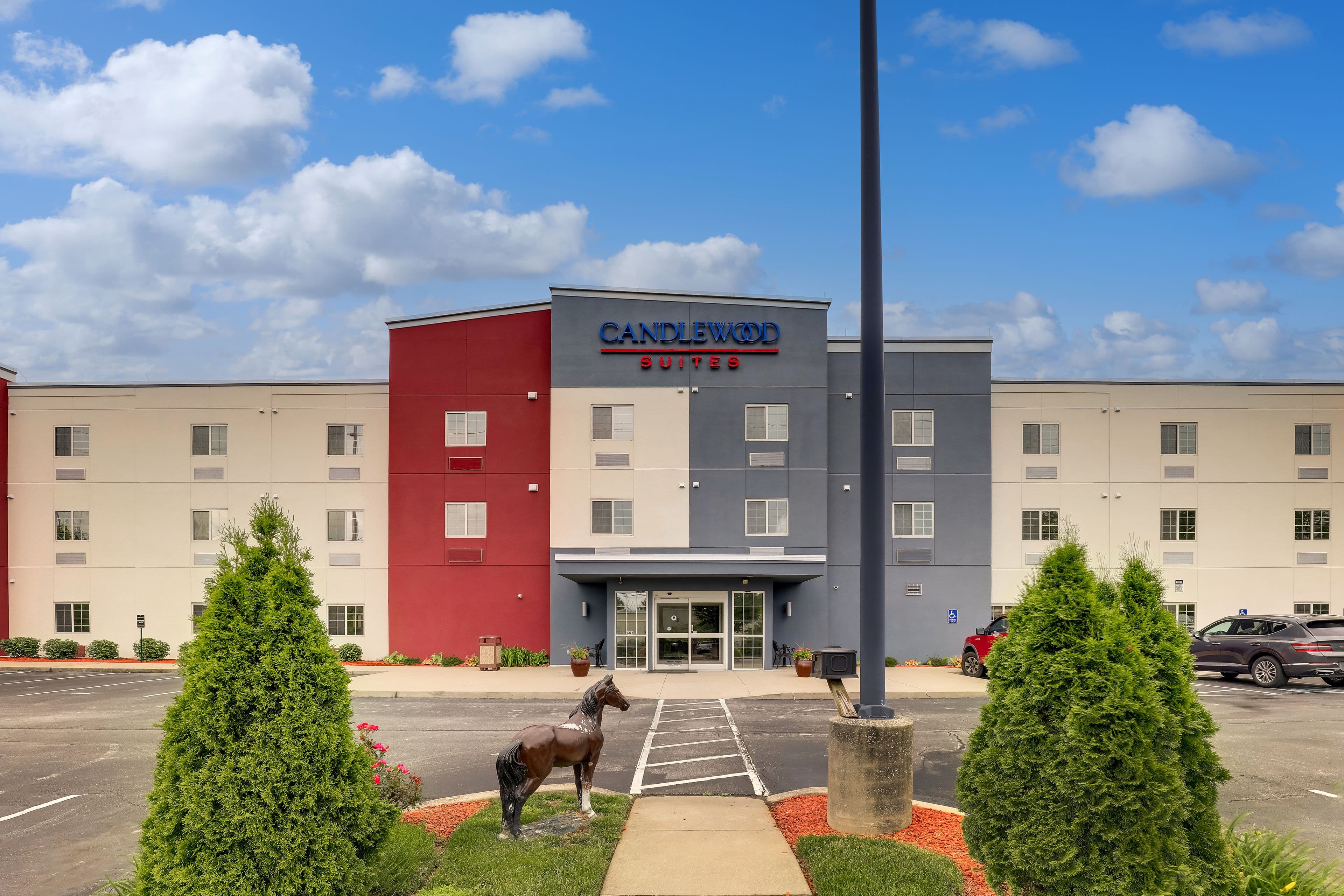 Candlewood Suites Lexington - Image 1