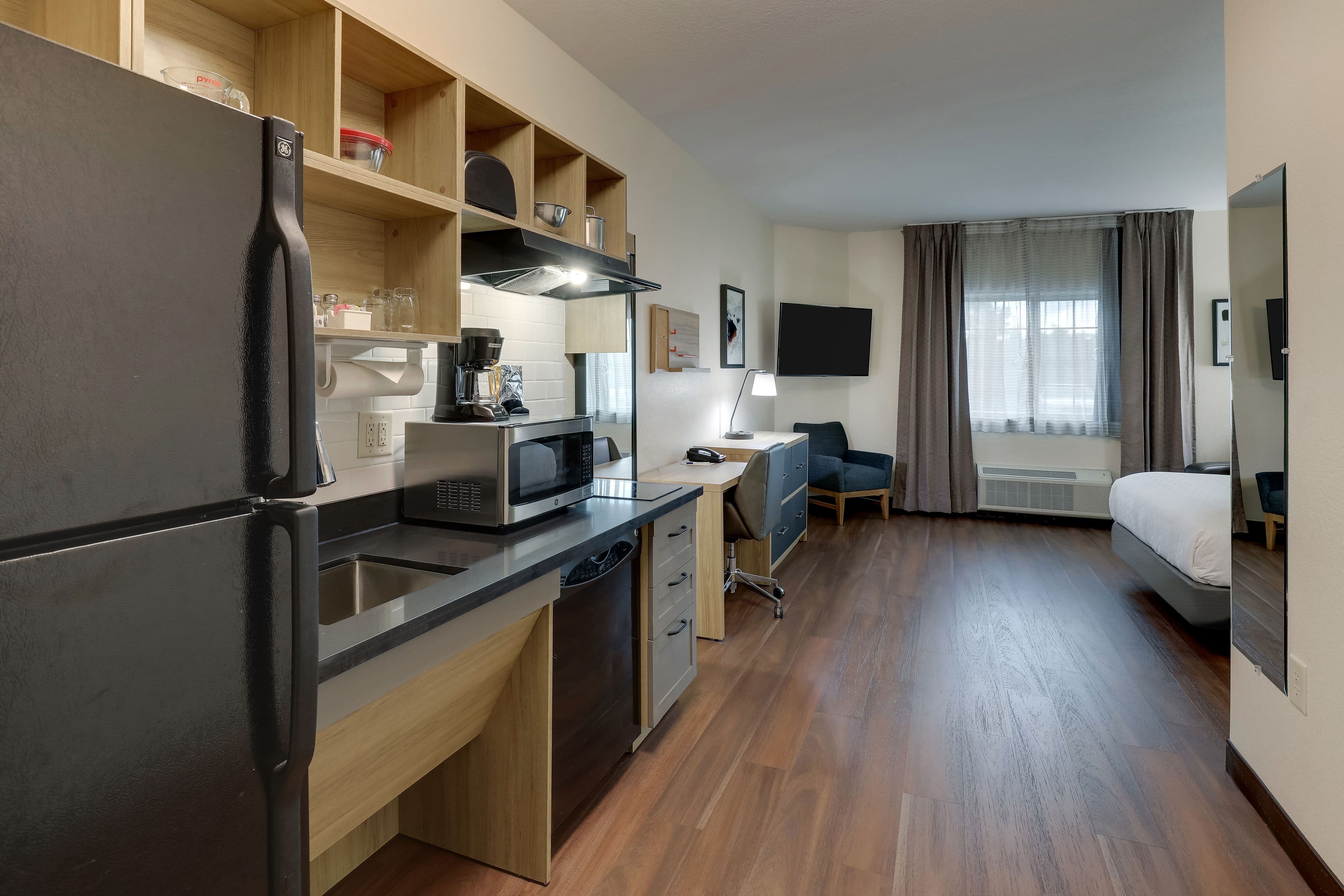 Candlewood Suites Lexington — 15