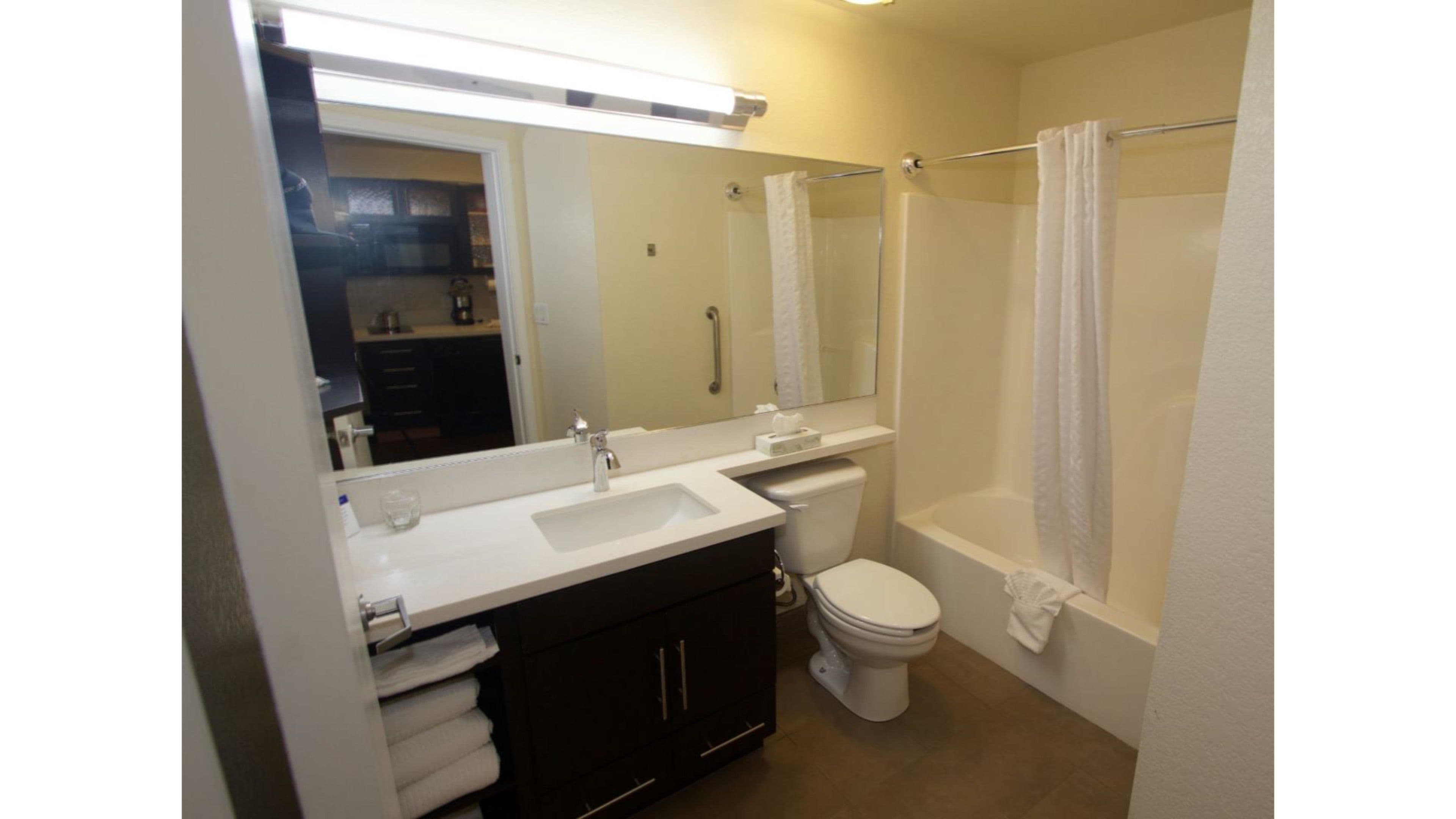 Candlewood Suites West Little Rock - Image 5