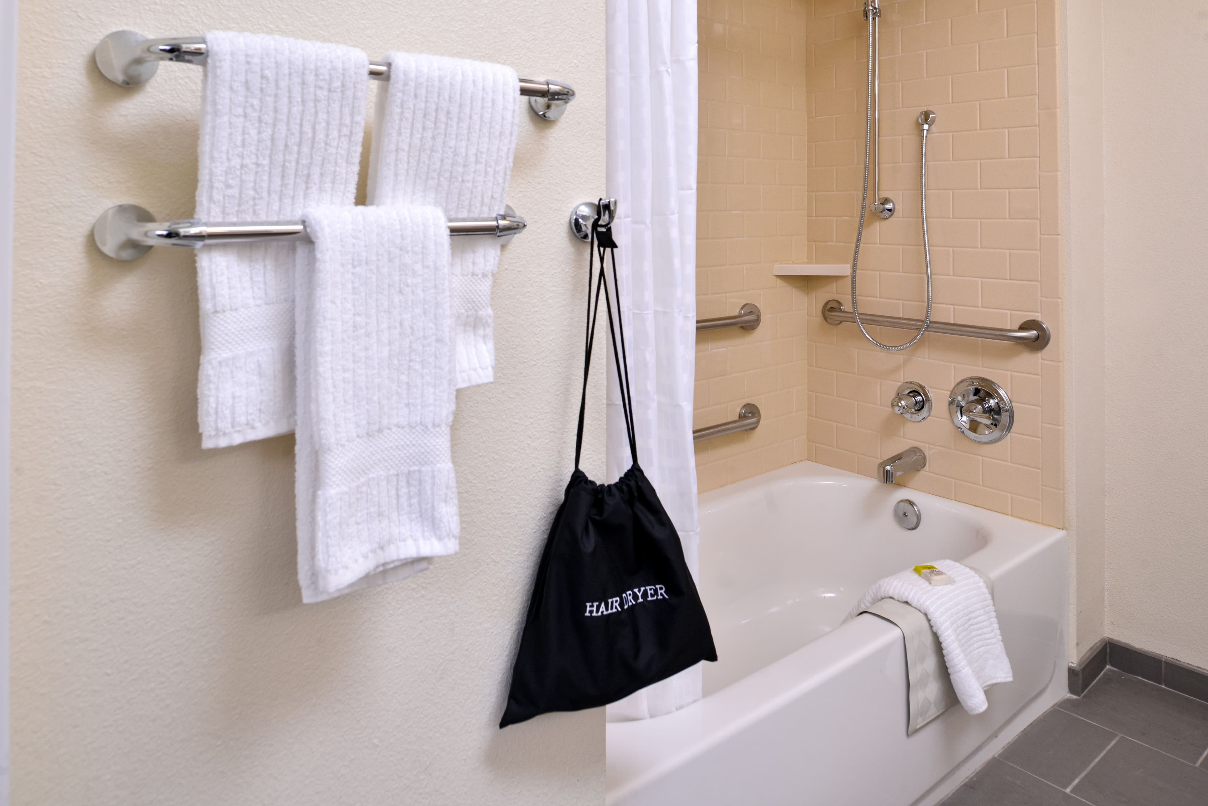 Candlewood Suites Lodi — 17