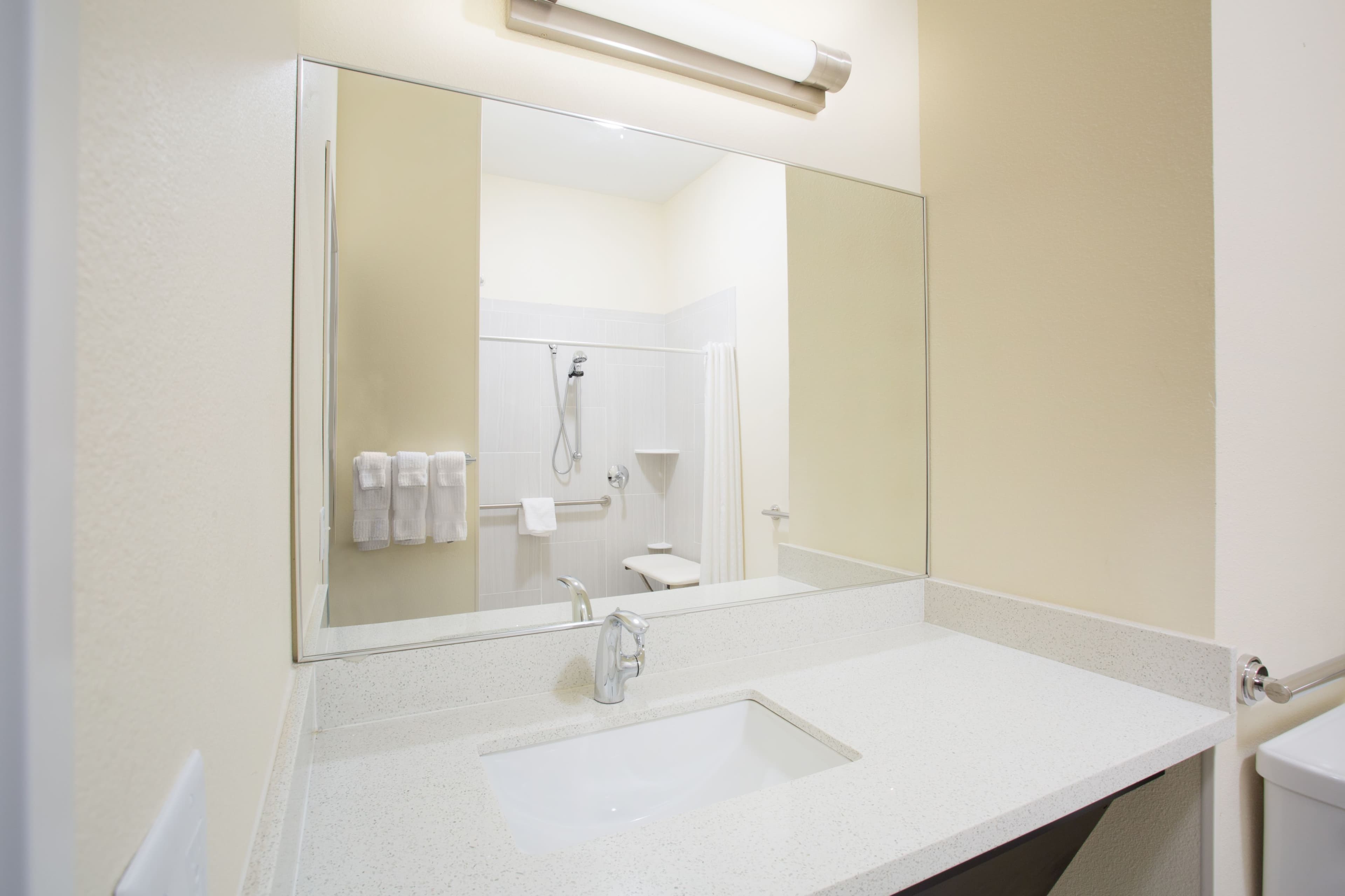 Candlewood Suites Longmont - Boulder Area - Image 2