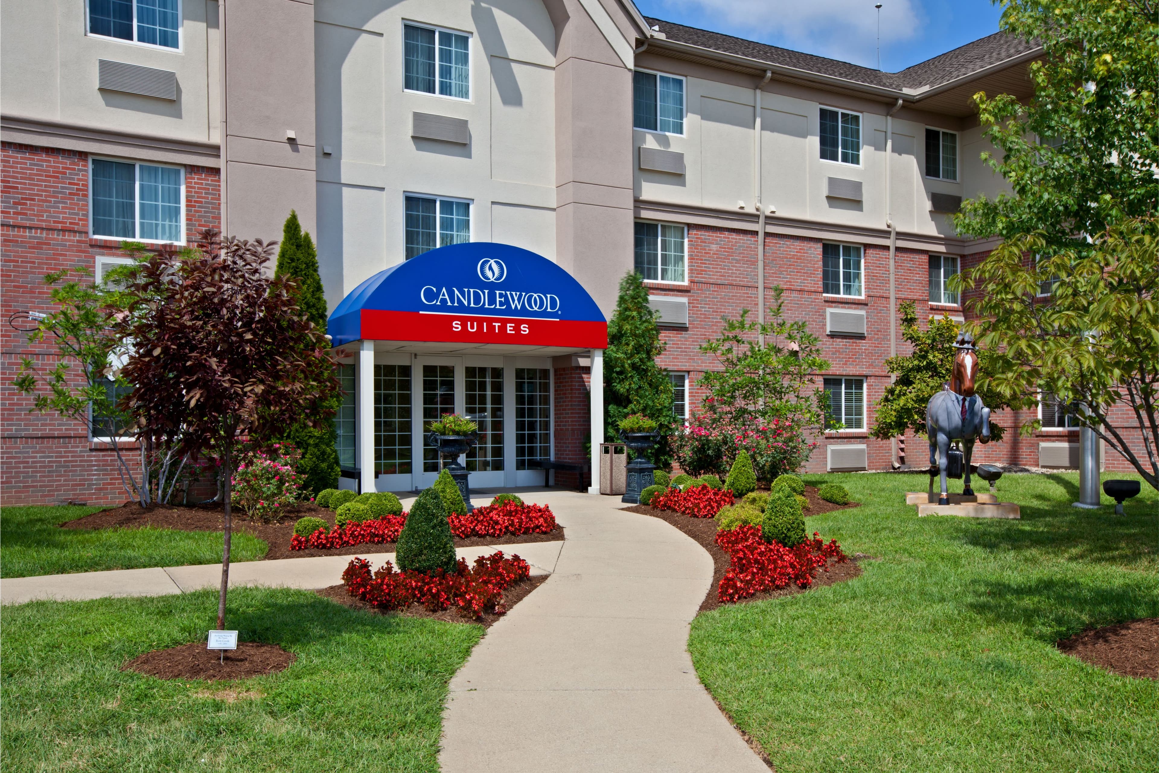 Candlewood Suites Louisville Airport - Image 1