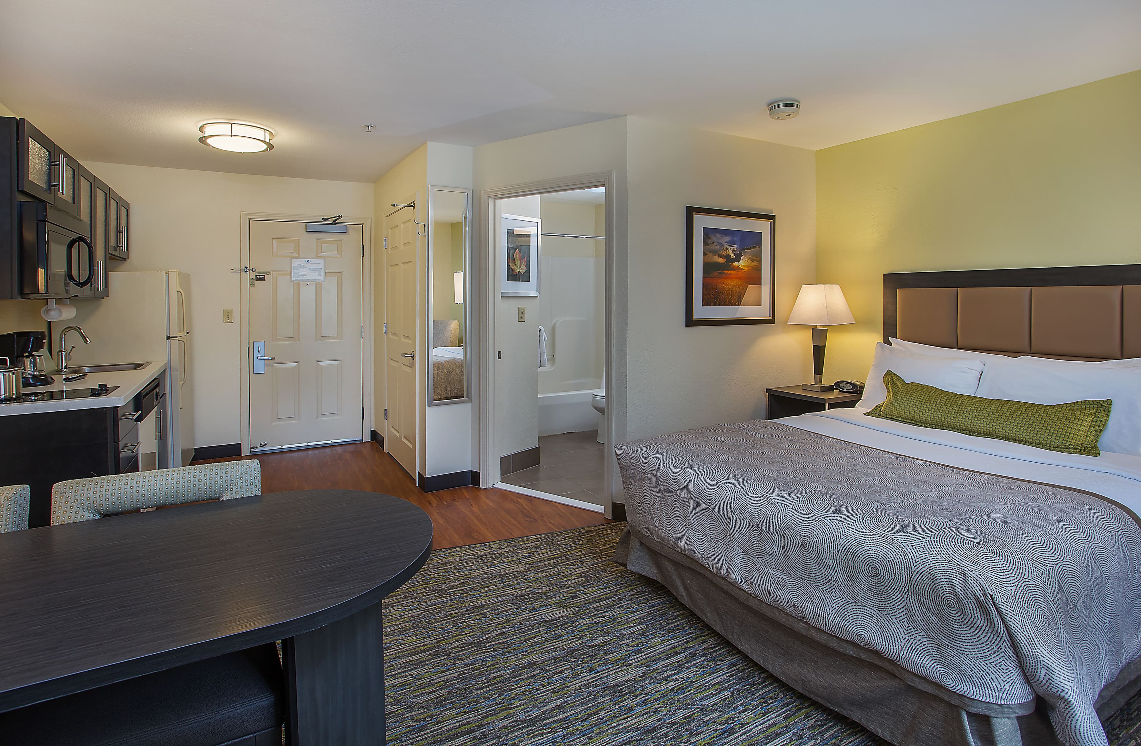 Candlewood Suites Louisville Airport — 6