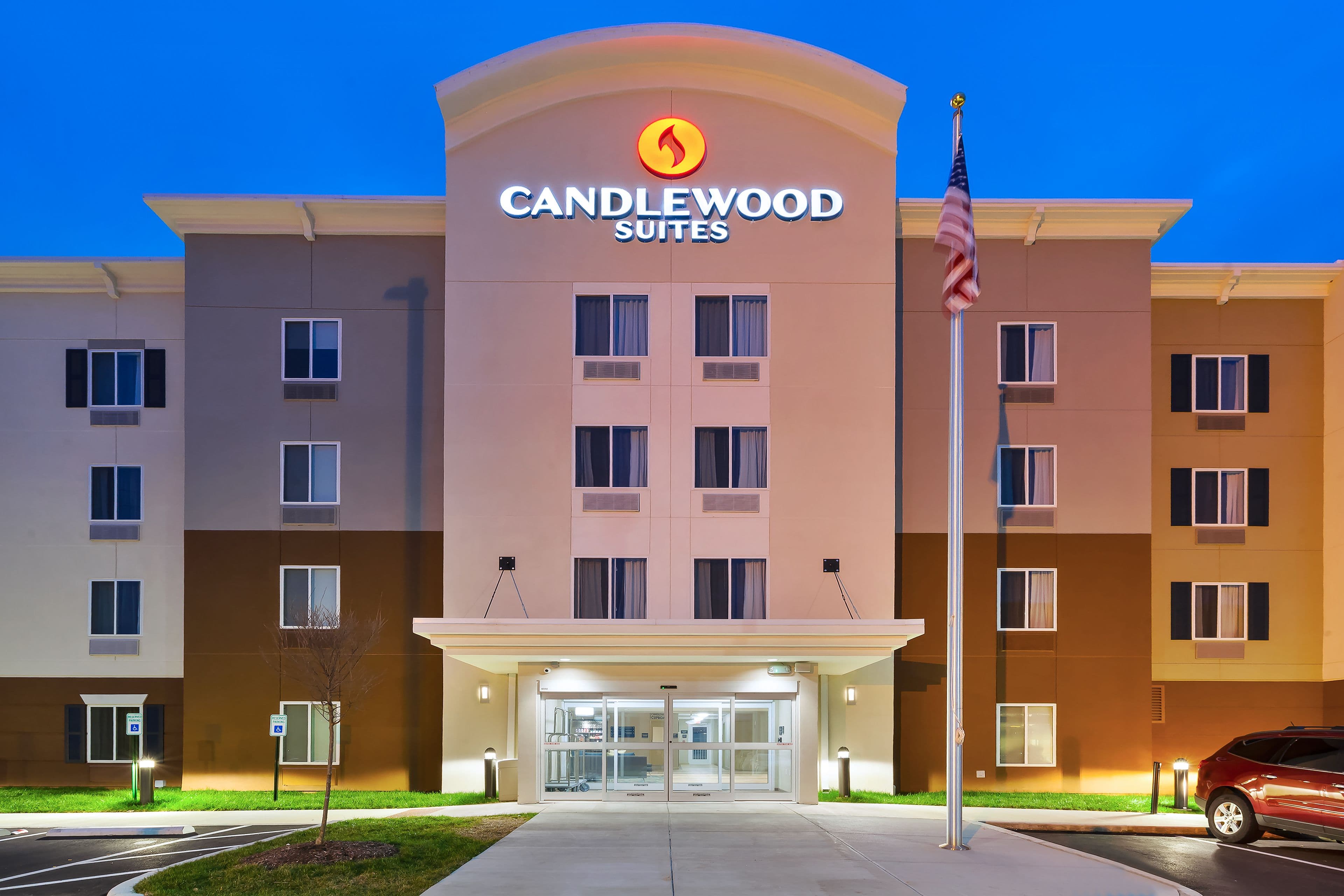 Candlewood Suites Louisville - NE Downtown Area - Image 1