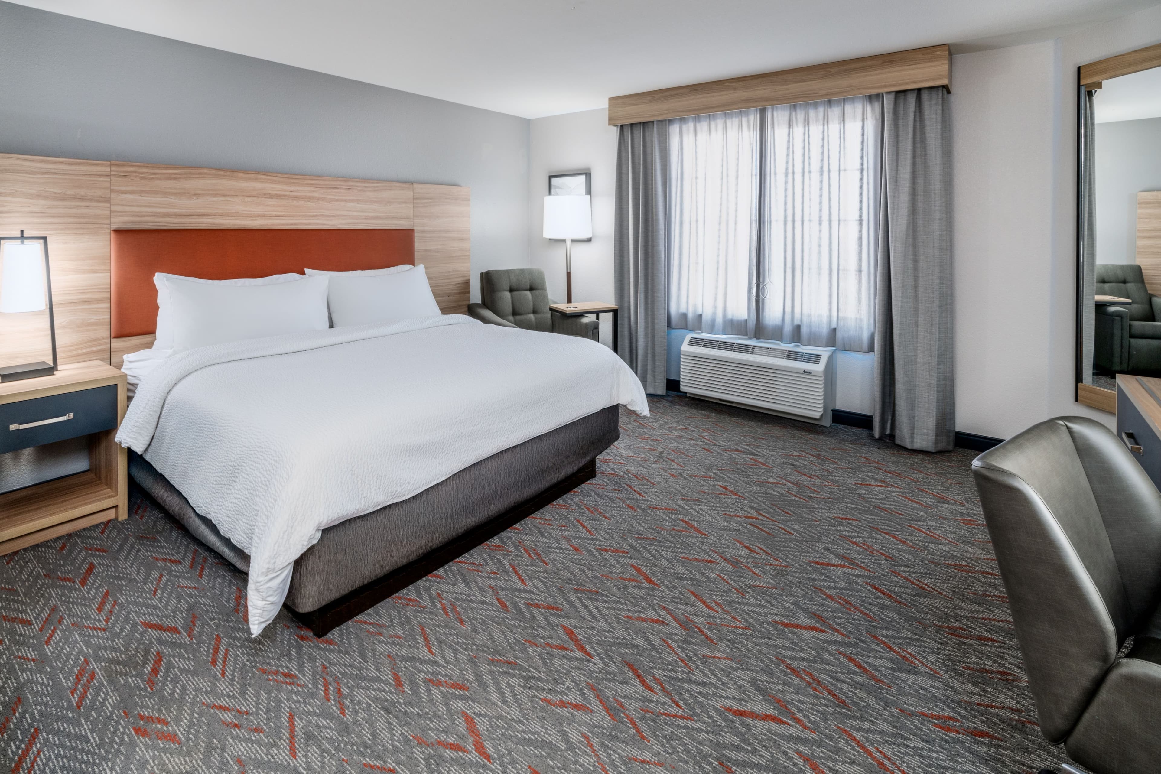 Candlewood Suites Loveland — 9