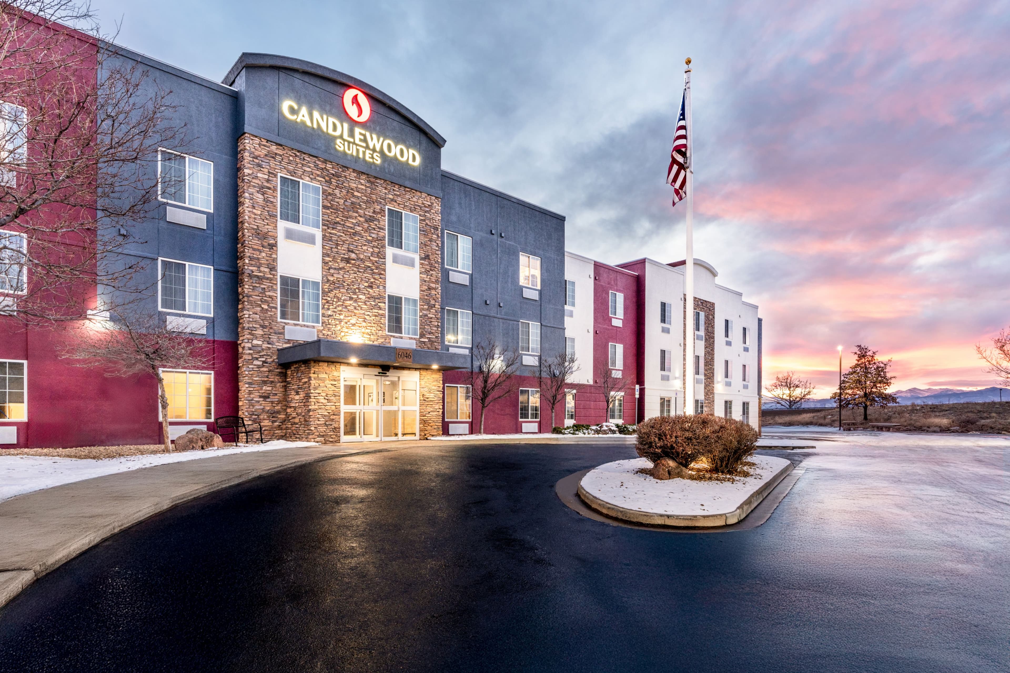 Candlewood Suites Loveland - Image 1