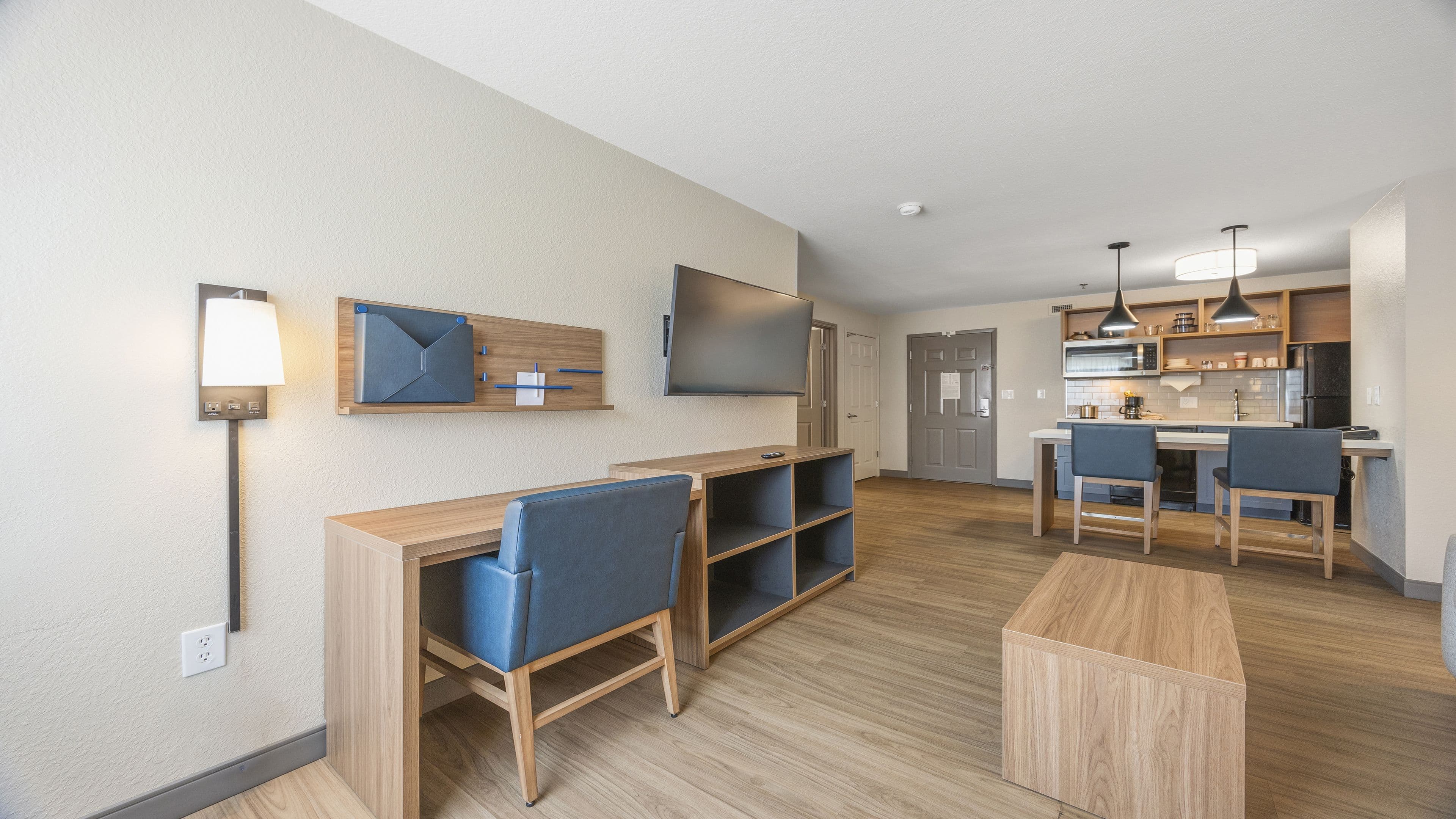 Candlewood Suites Macon — 13