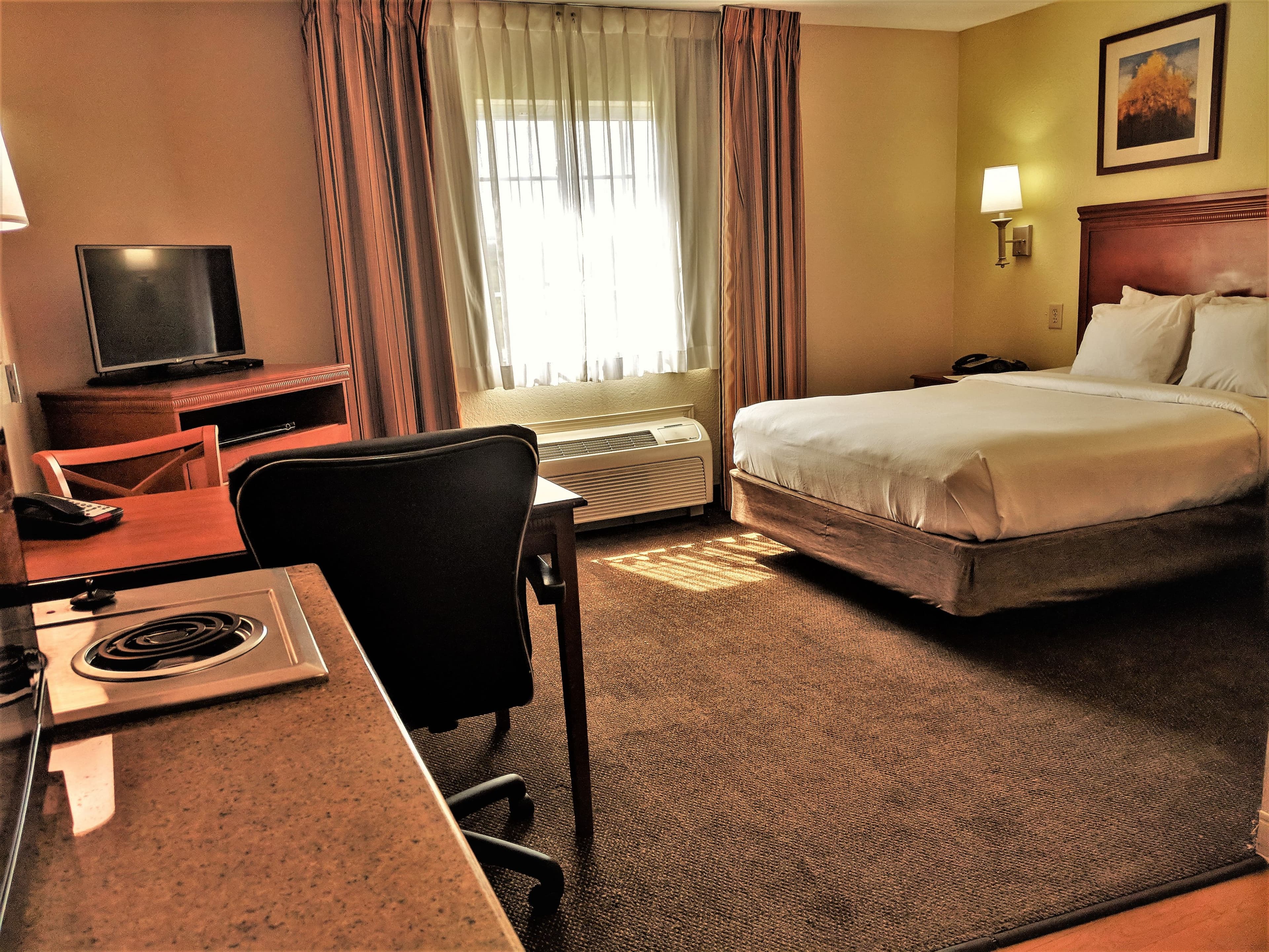 Candlewood Suites Macon — 14