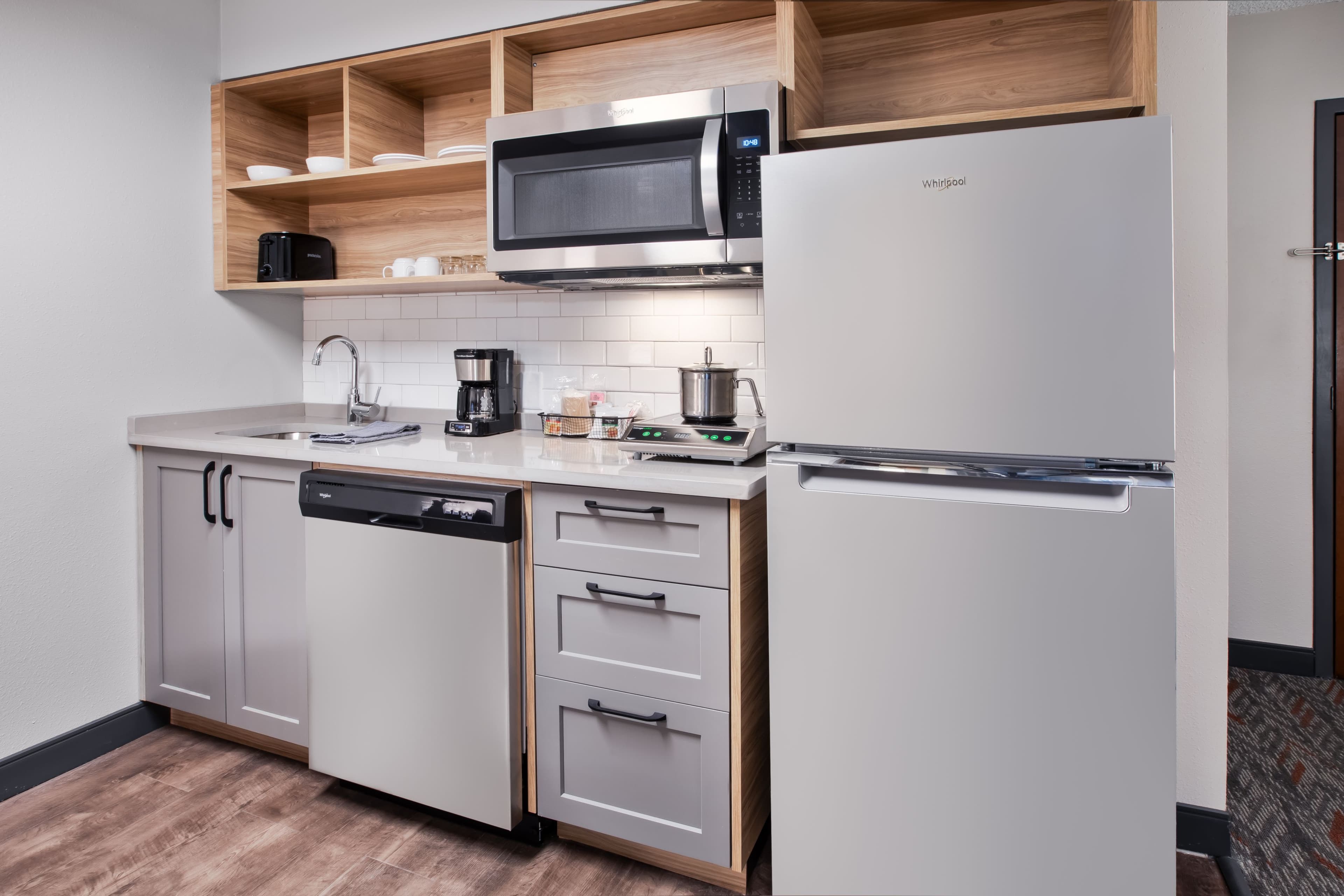 Candlewood Suites Cincinnati Northeast - Mason — 8