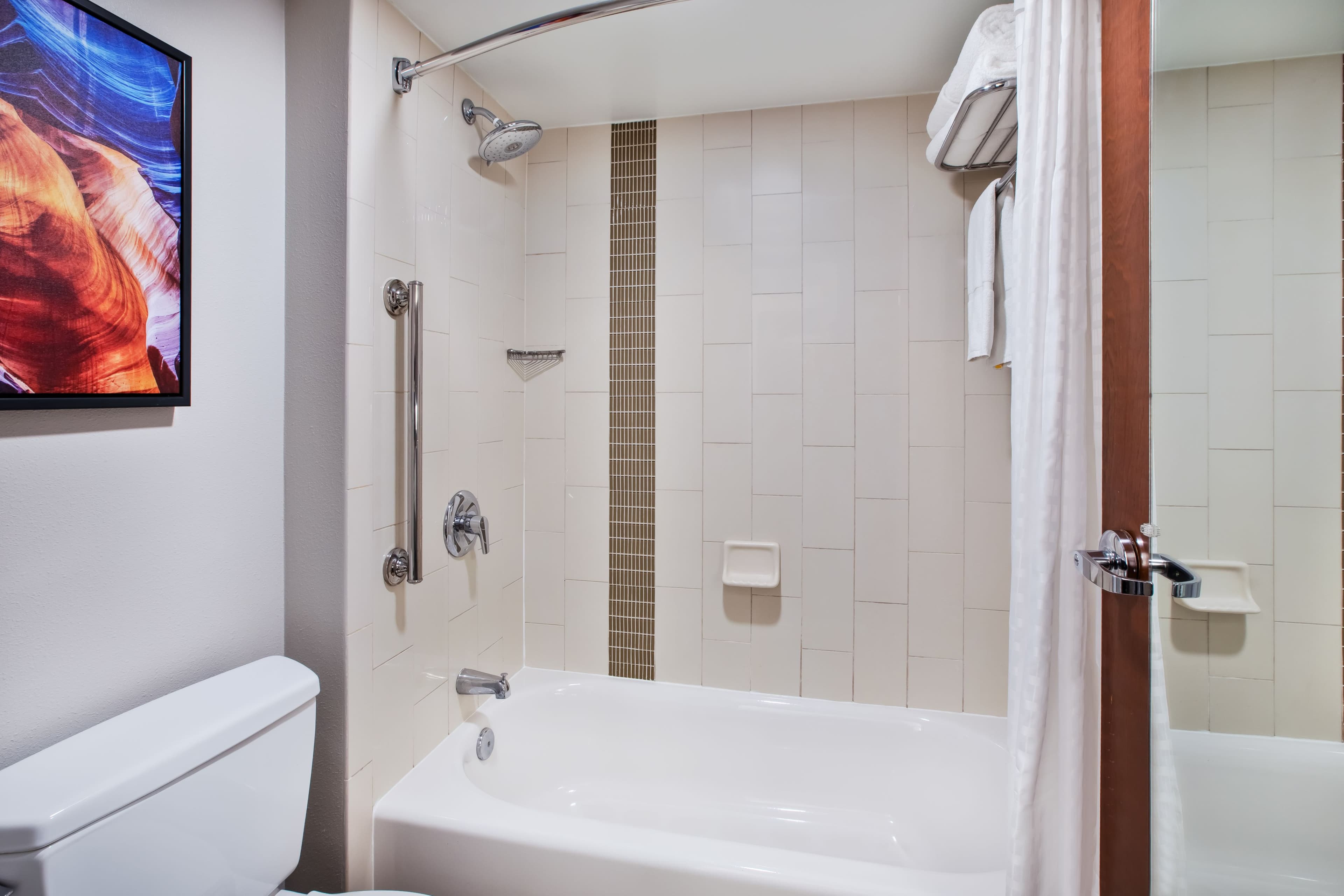 Candlewood Suites Cincinnati Northeast - Mason - Image 4