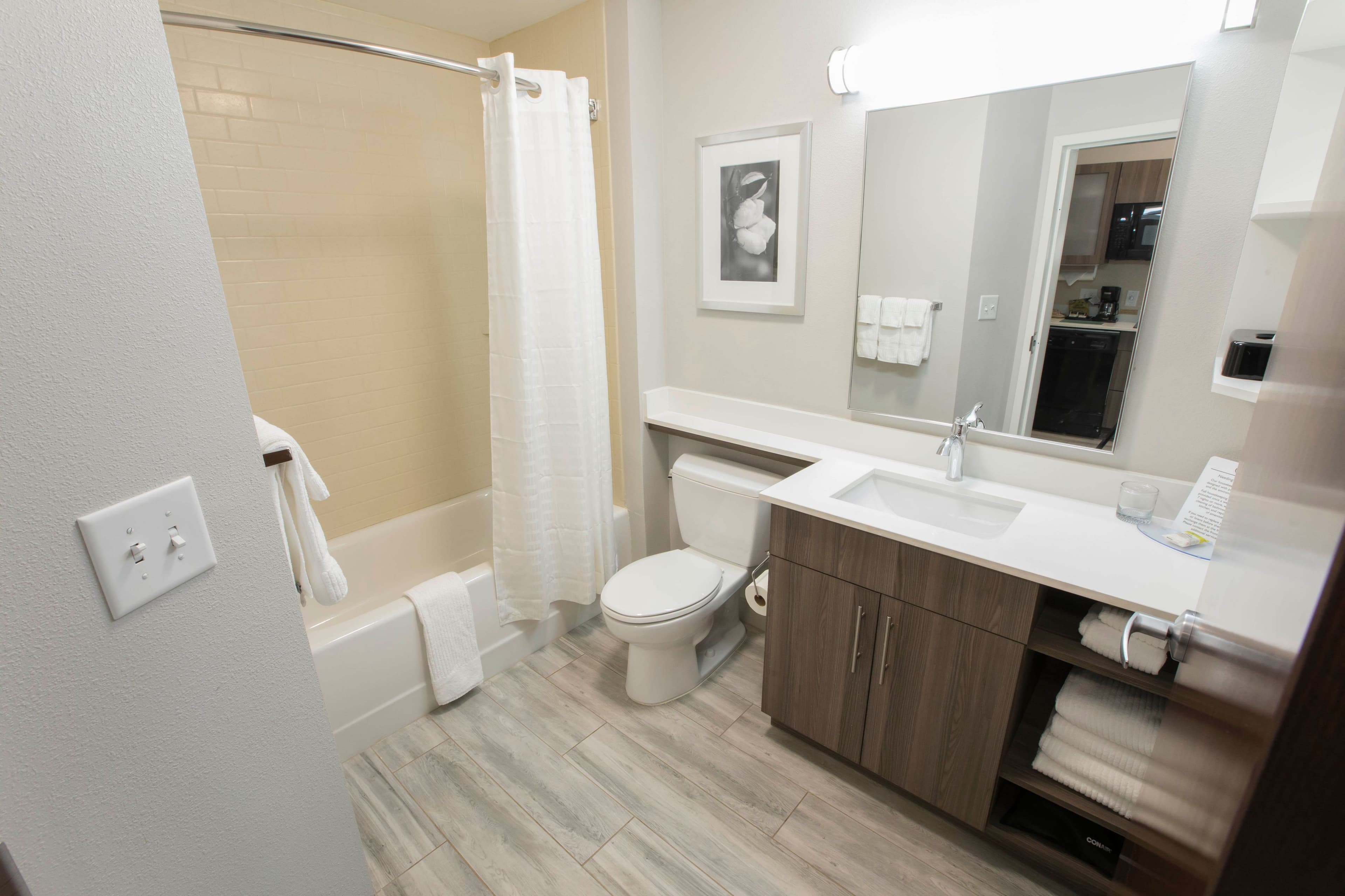 Candlewood Suites McDonough — 10