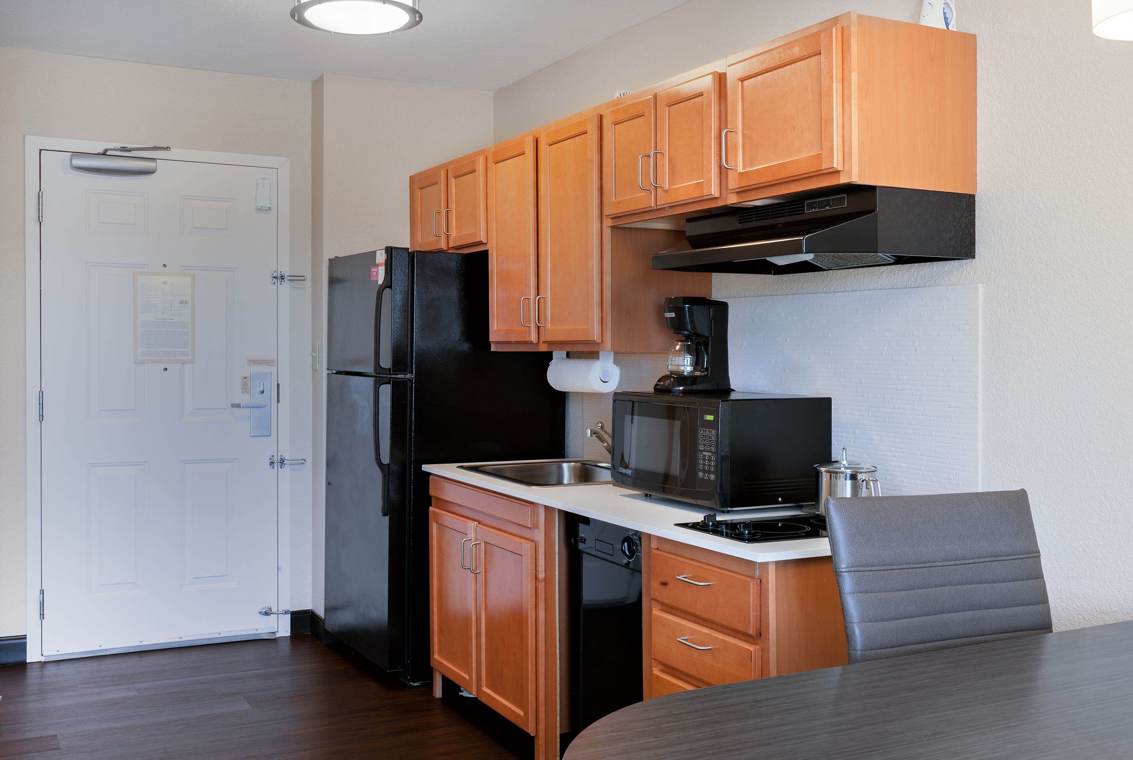 Candlewood Suites Medford - Image 5