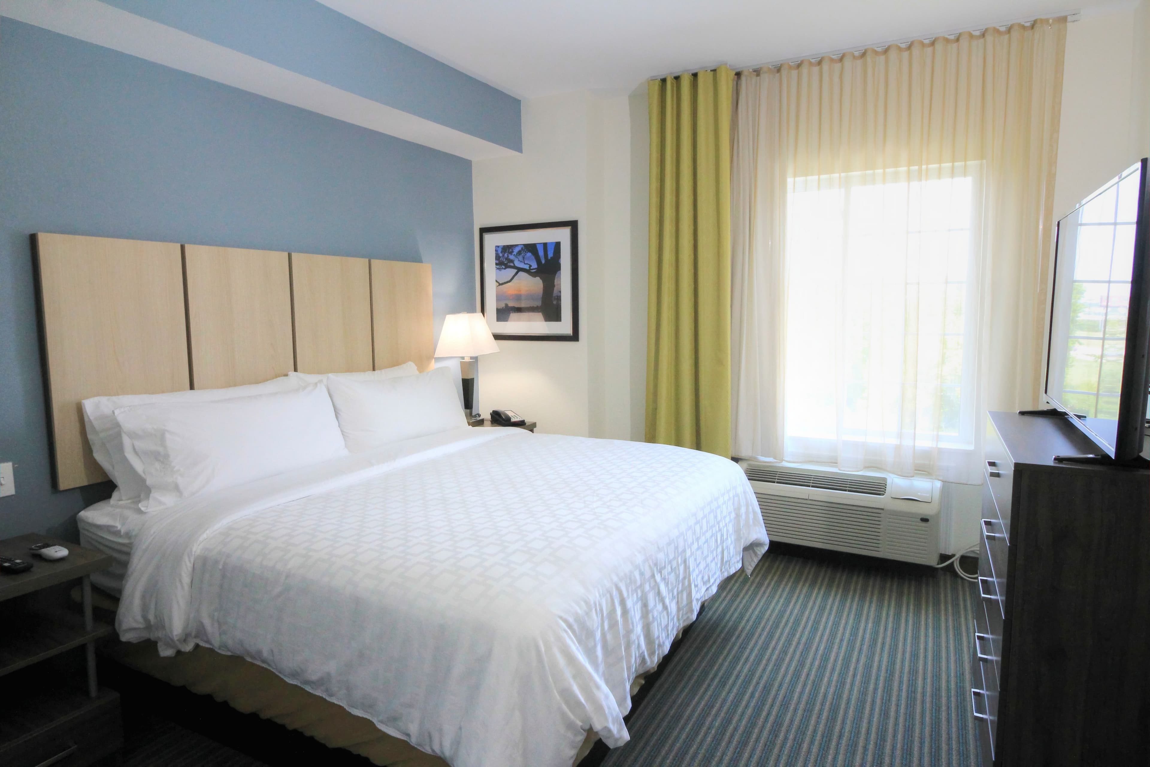 Candlewood Suites Memphis East — 6