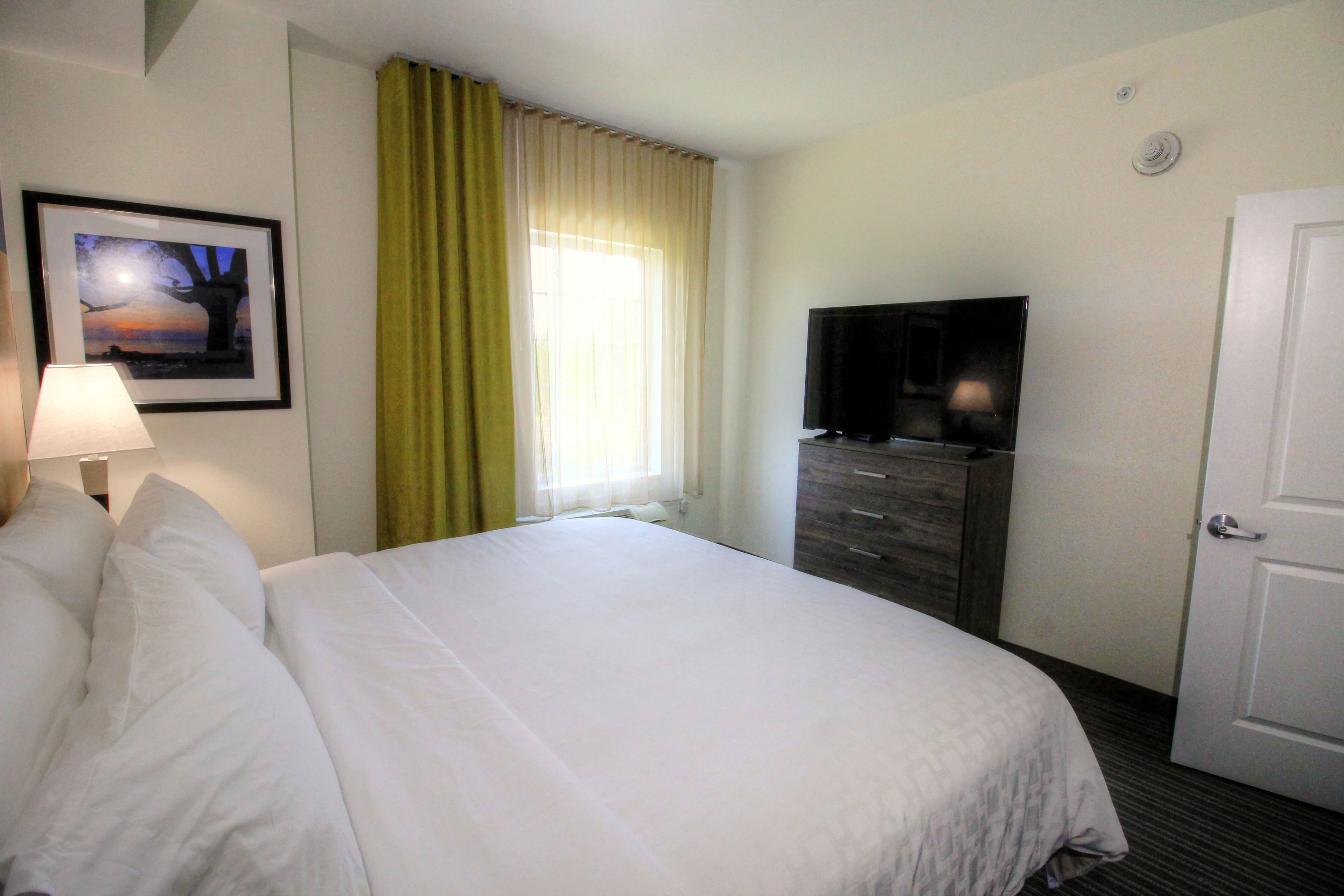 Candlewood Suites Memphis East — 7
