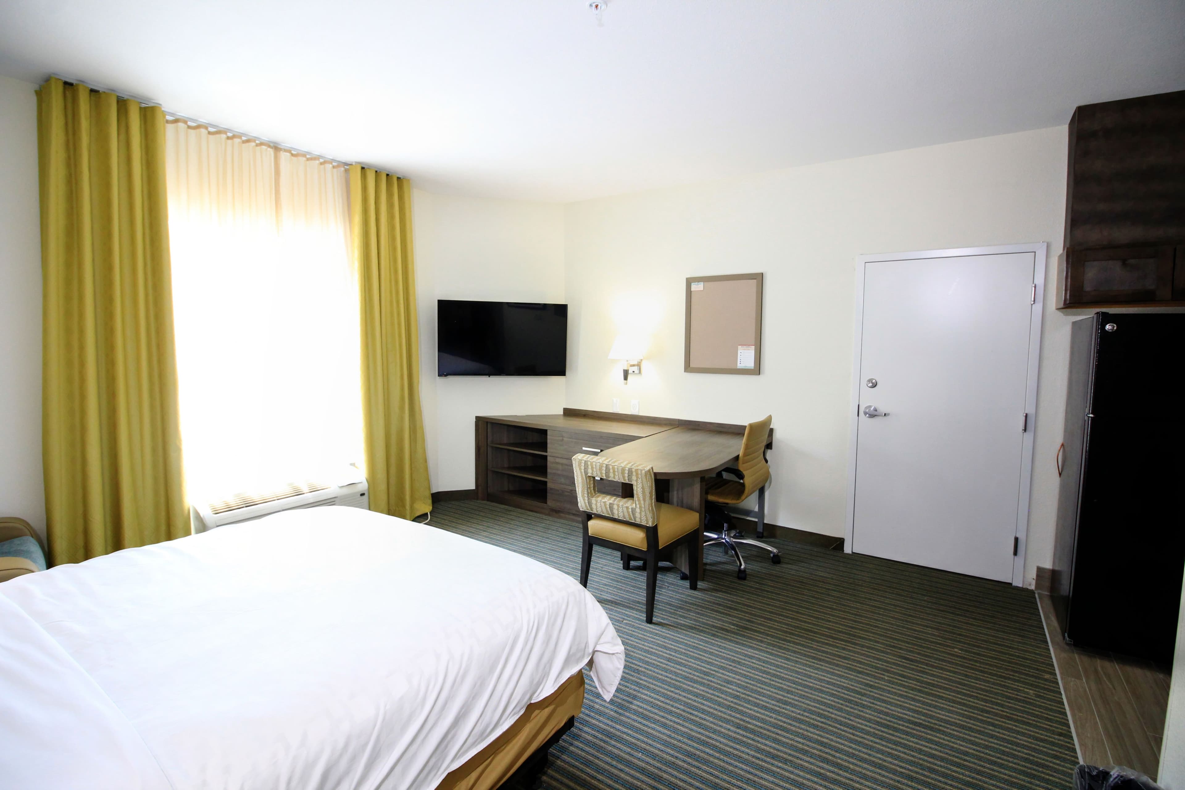 Candlewood Suites Memphis East — 11