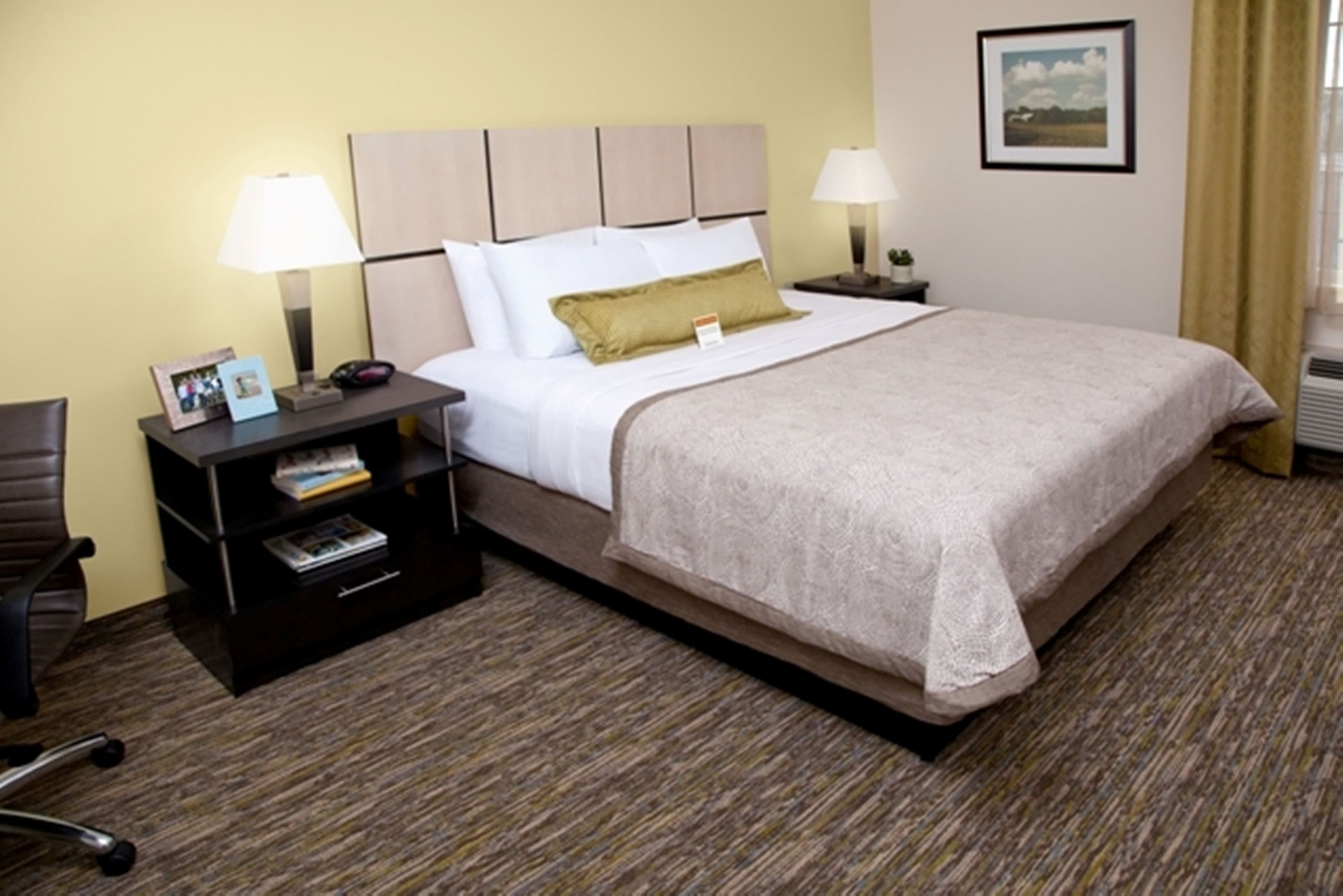 Candlewood Suites Grove City - Outlet Center - Image 4