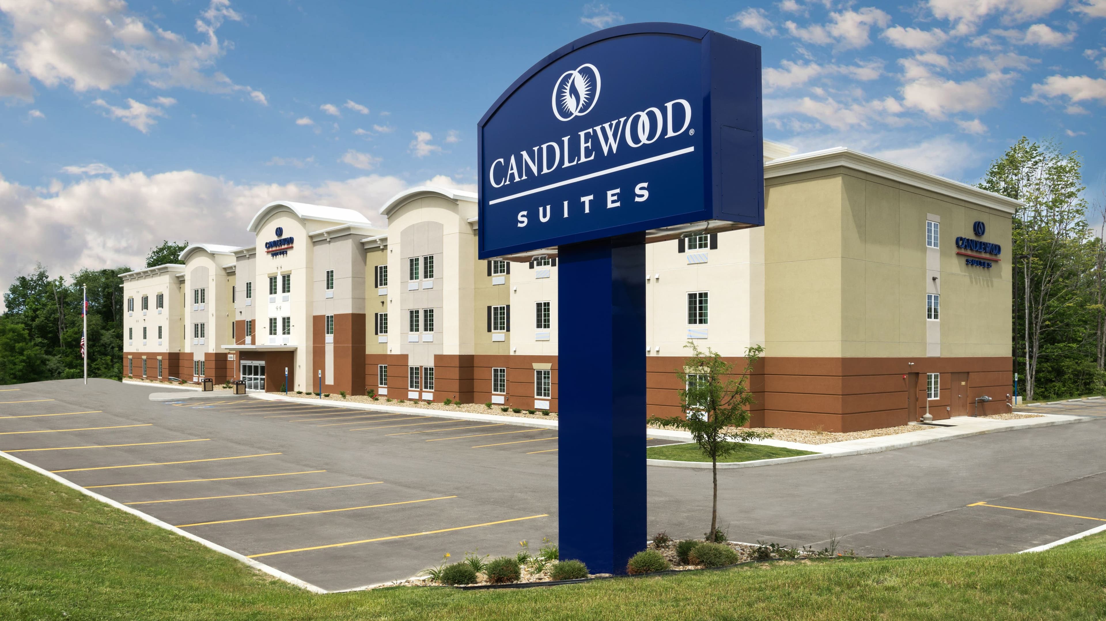 Candlewood Suites Grove City - Outlet Center - Image 1