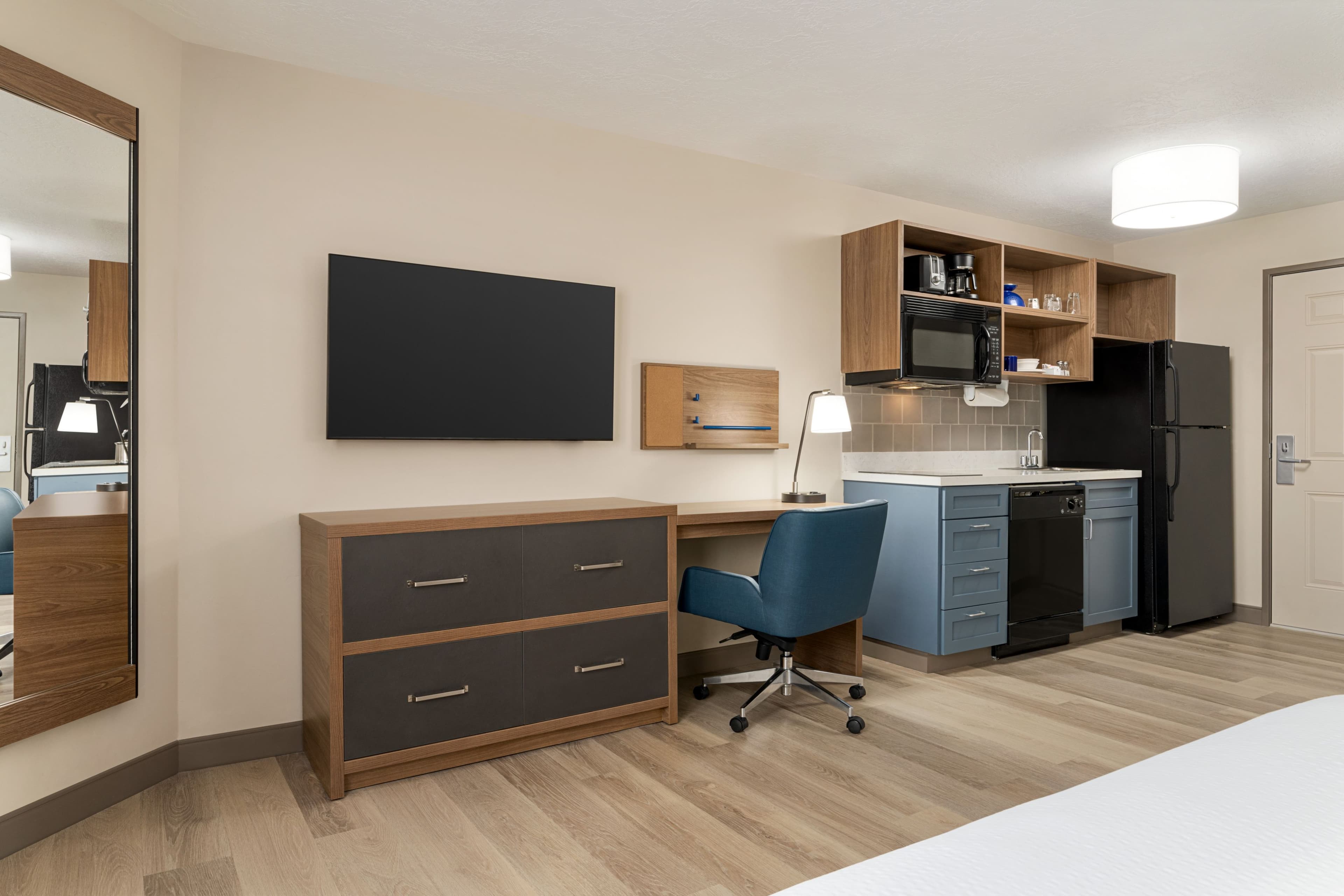 Candlewood Suites Boise-Meridian — 8