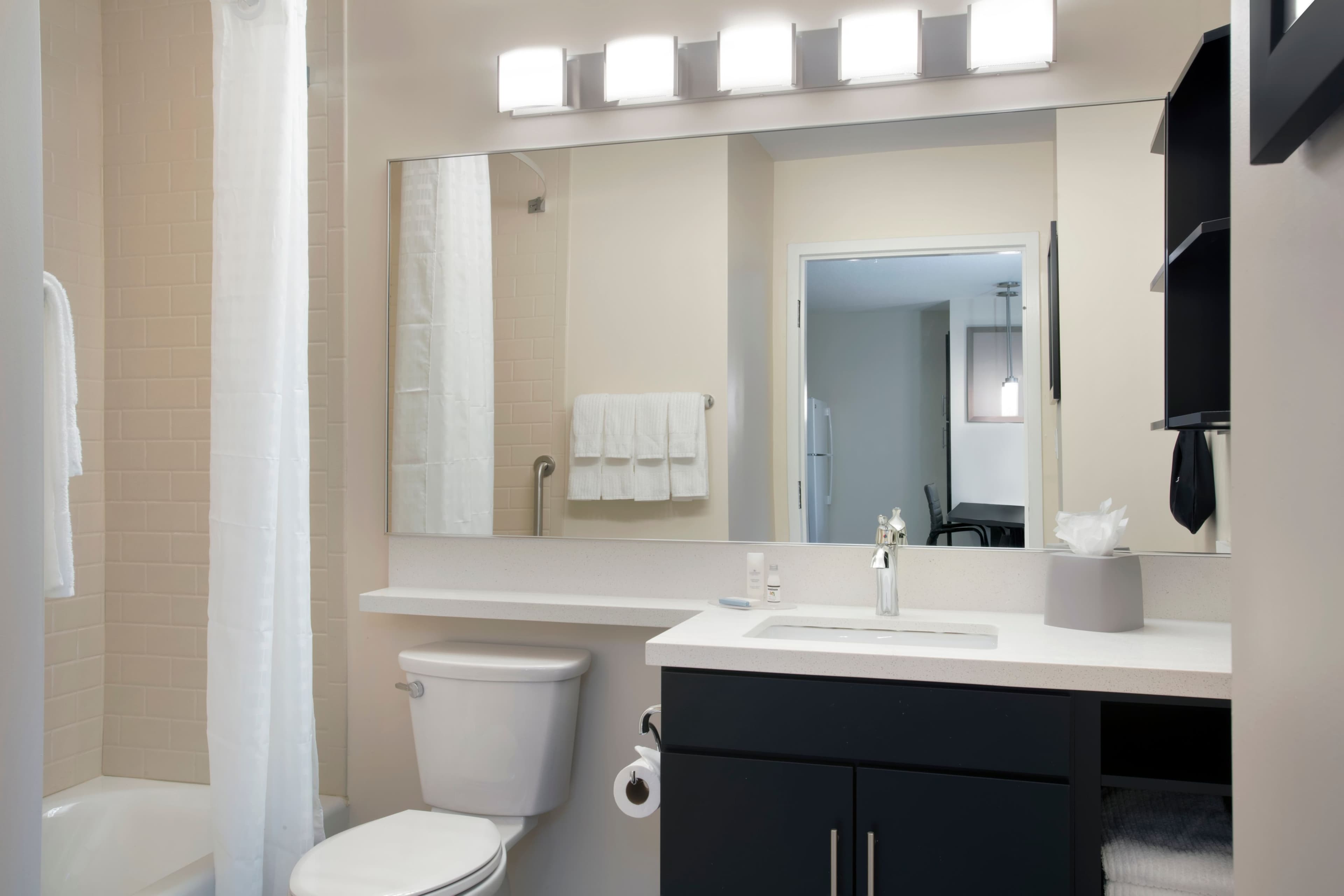Candlewood Suites Miami Exec Airport - Kendall - Image 3