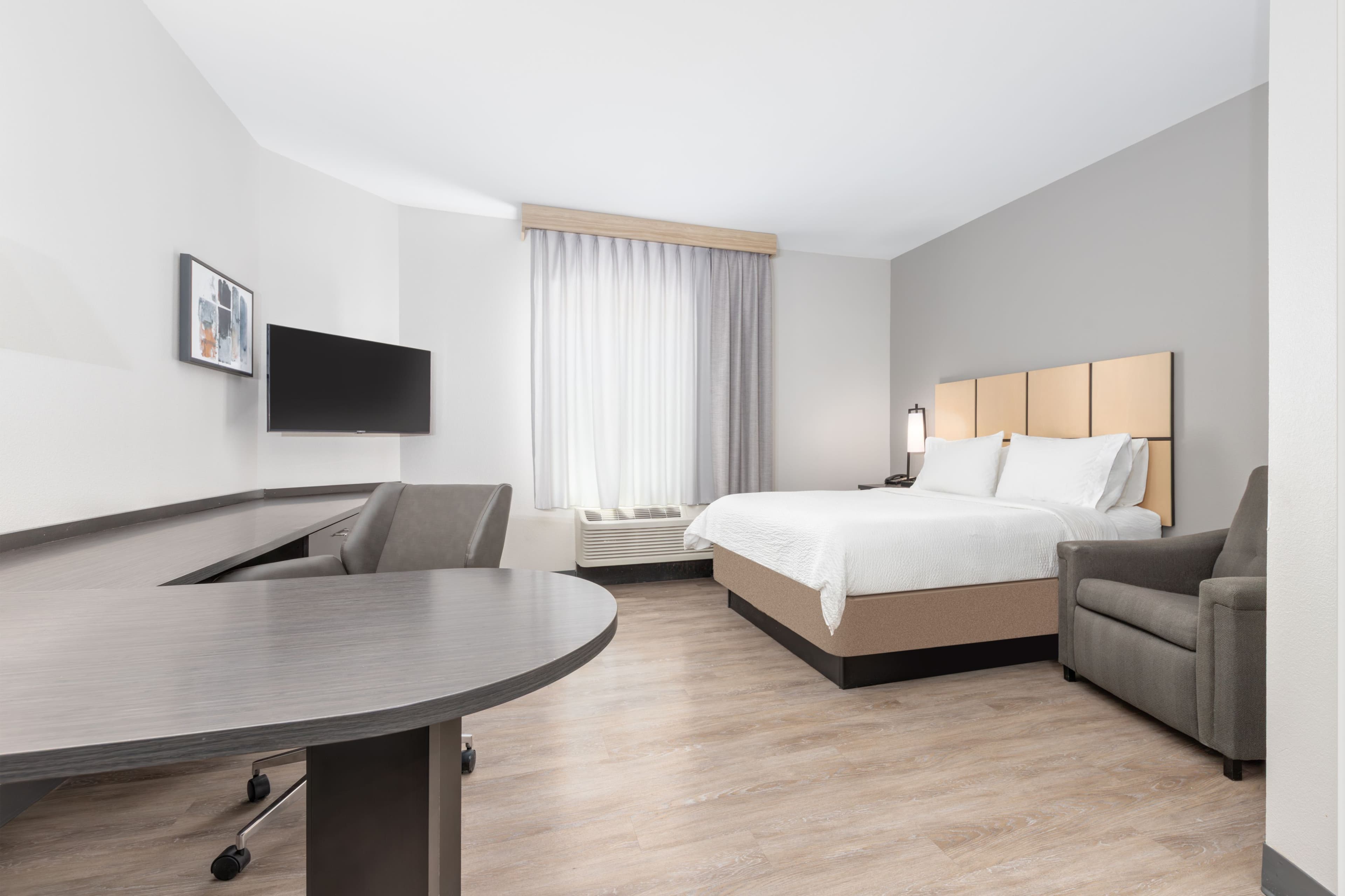 Candlewood Suites Midland SW — 8
