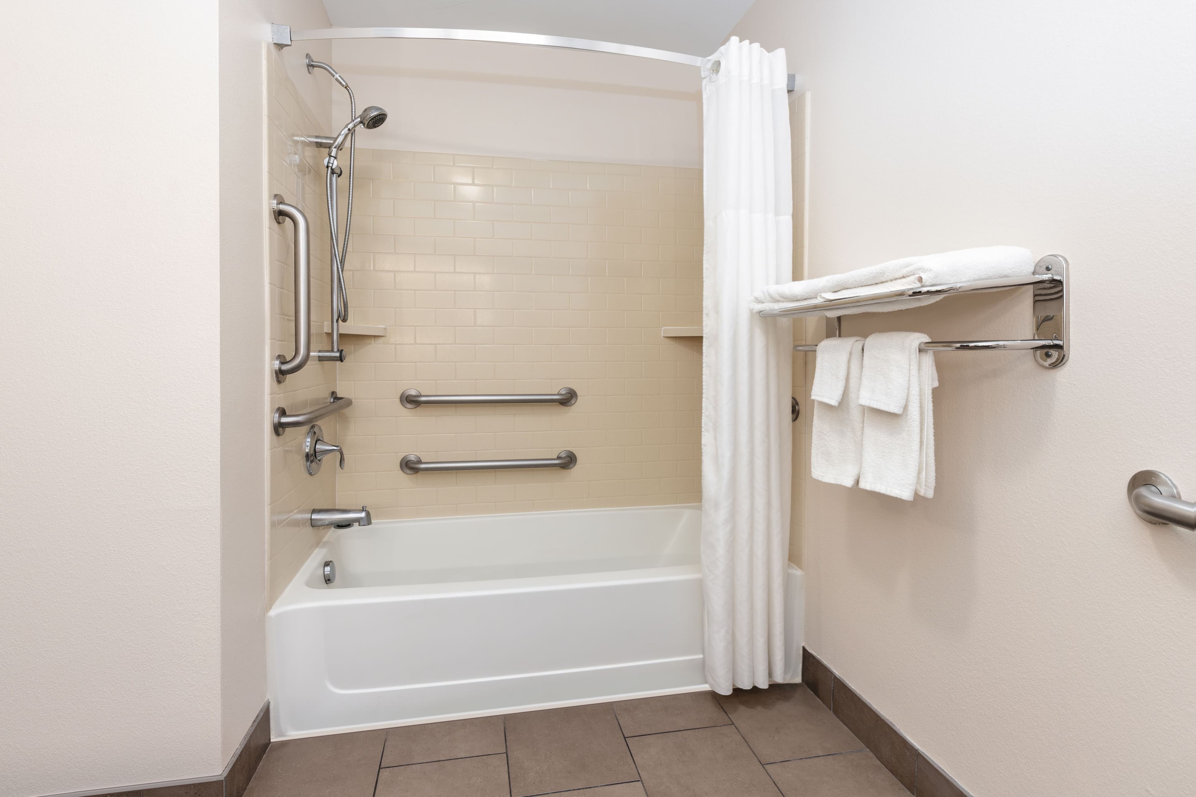 Candlewood Suites Midland SW — 6